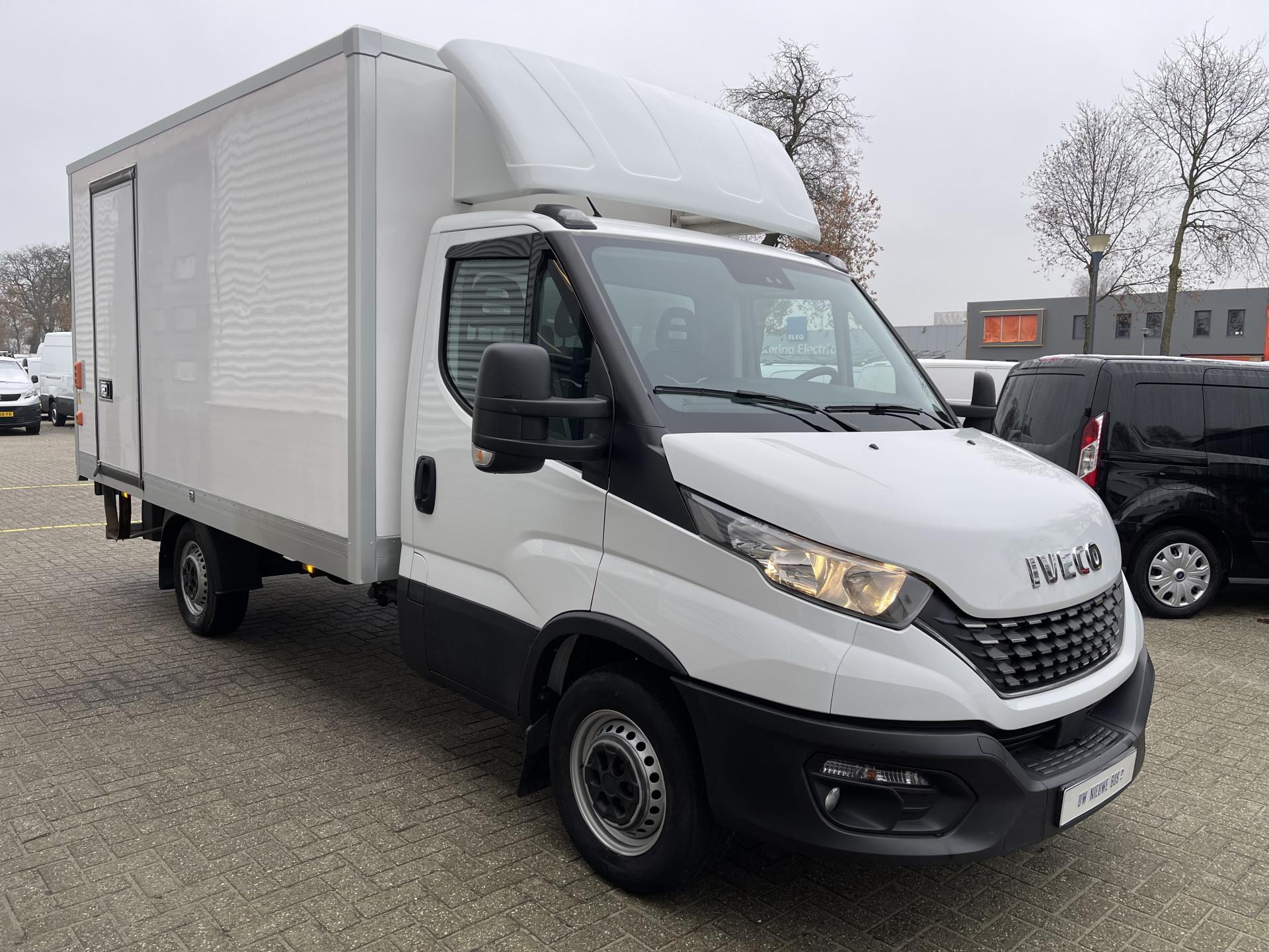 Foto 4 van Iveco Daily 35S14HA8 automaat / bakwagen met Zepro laadklep / vaste prijs rijklaar € 30.950 ex btw