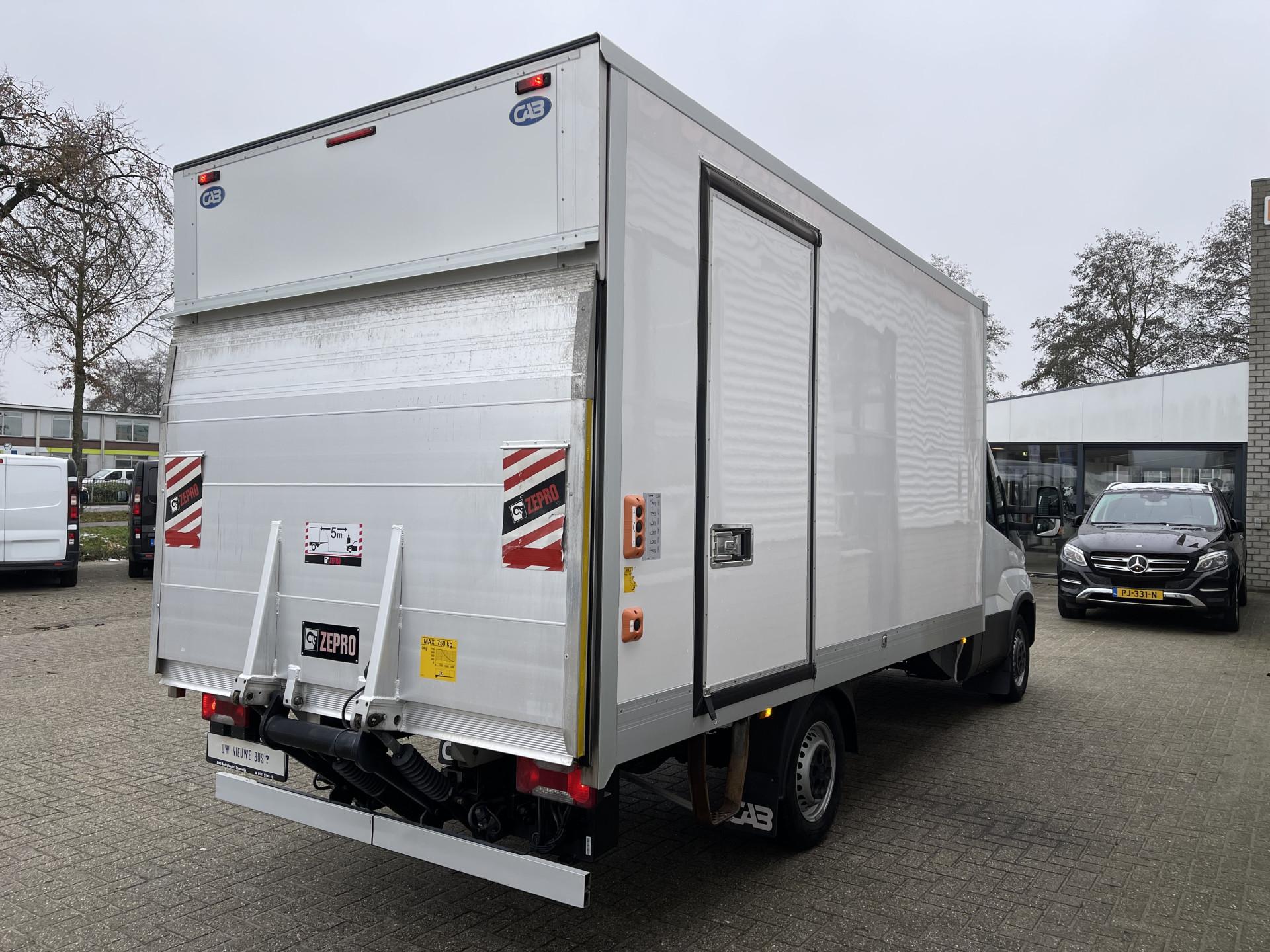 Foto 8 van Iveco Daily 35S14HA8 automaat / bakwagen met Zepro laadklep / vaste prijs rijklaar € 30.950 ex btw