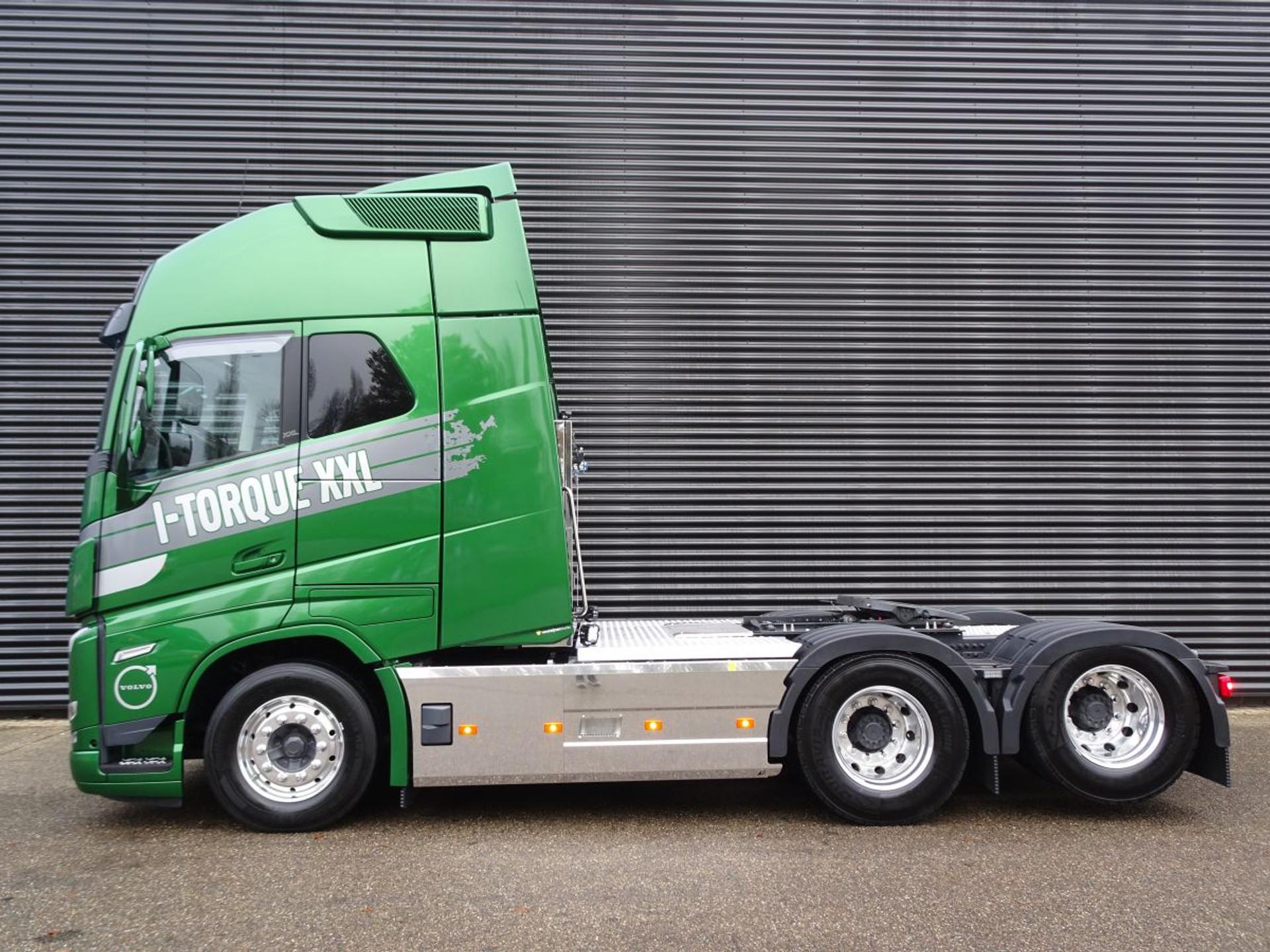 Foto 4 van Volvo FH 540 XXL / 6x4 BOOGIE / FULL SPEC! / 27 dkm!
