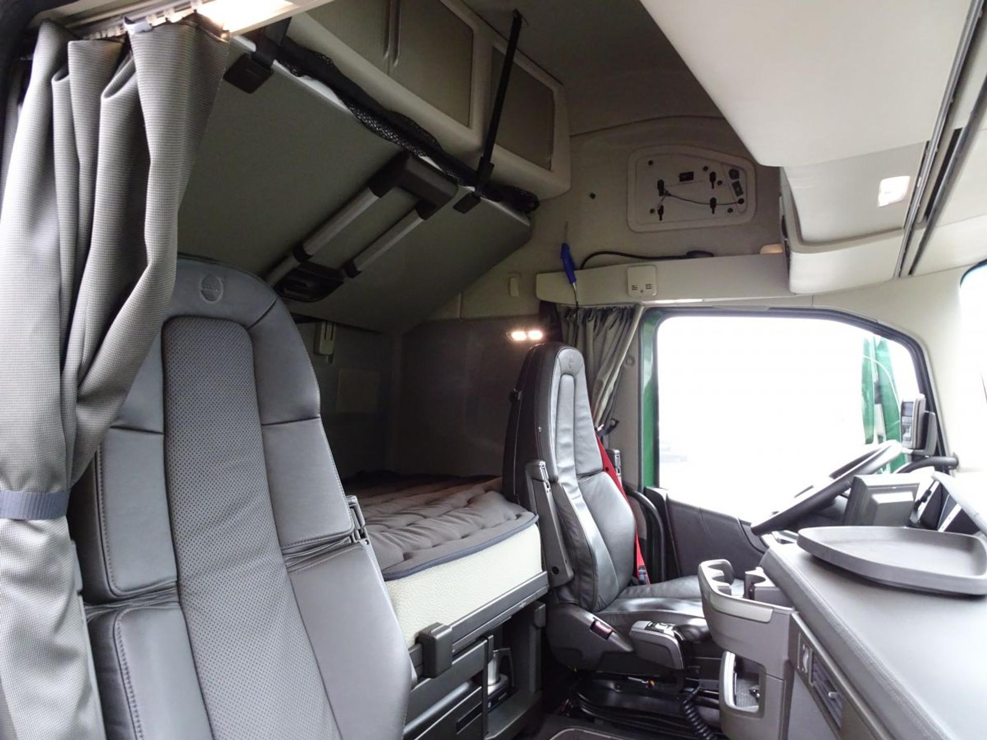 Foto 8 van Volvo FH 540 XXL / 6x4 BOOGIE / FULL SPEC! / 27 dkm!