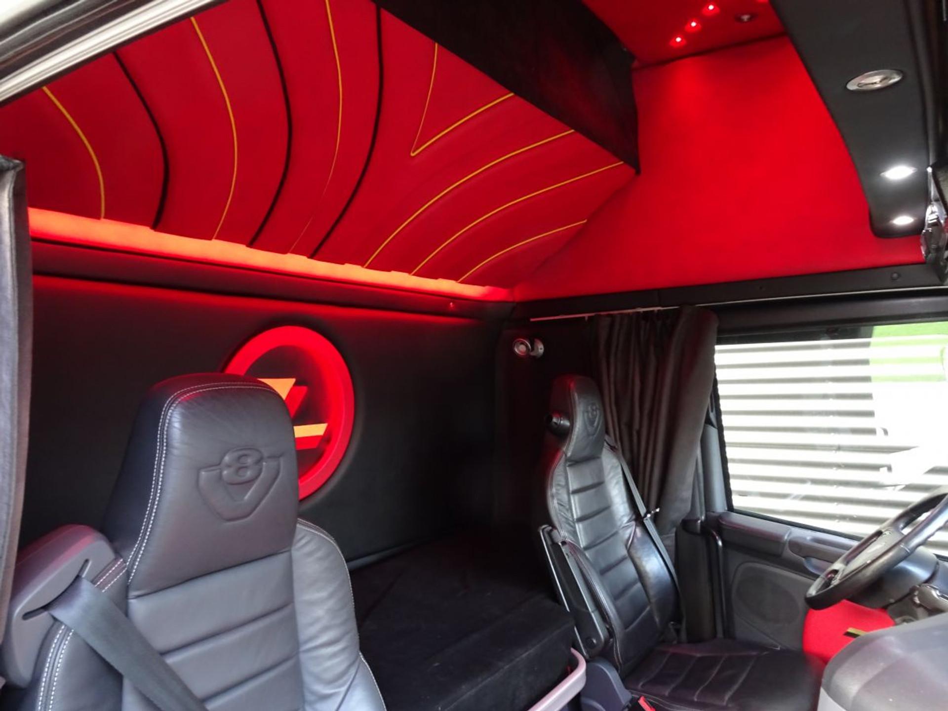 Foto 8 van Scania R580 V8 6x2 TOPLINE / BOOGIE / SPECIAL / FULL AIR