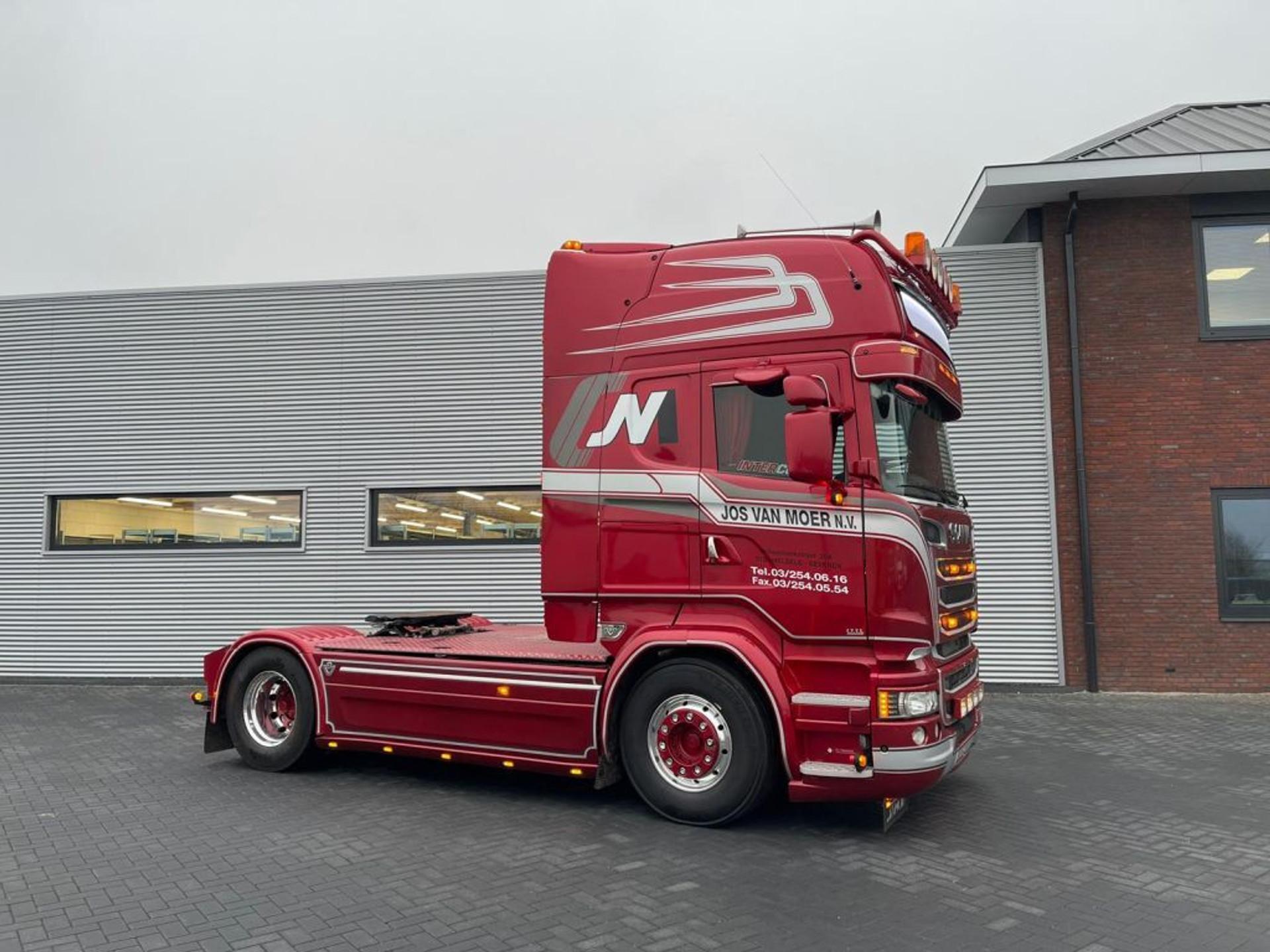 Foto 3 van Scania R520 V8 250.000KM ORIGINAL, SHOW TRUCK, LEATHER SEATS, GOOD CONDITION!