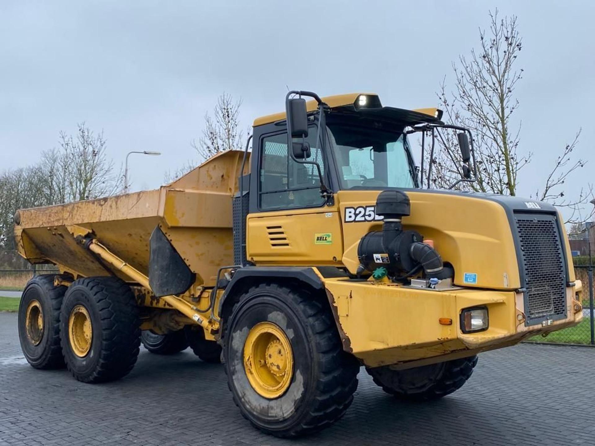 Foto 5 van Bell B25D | 6X6 | AIRCO | 42 TON