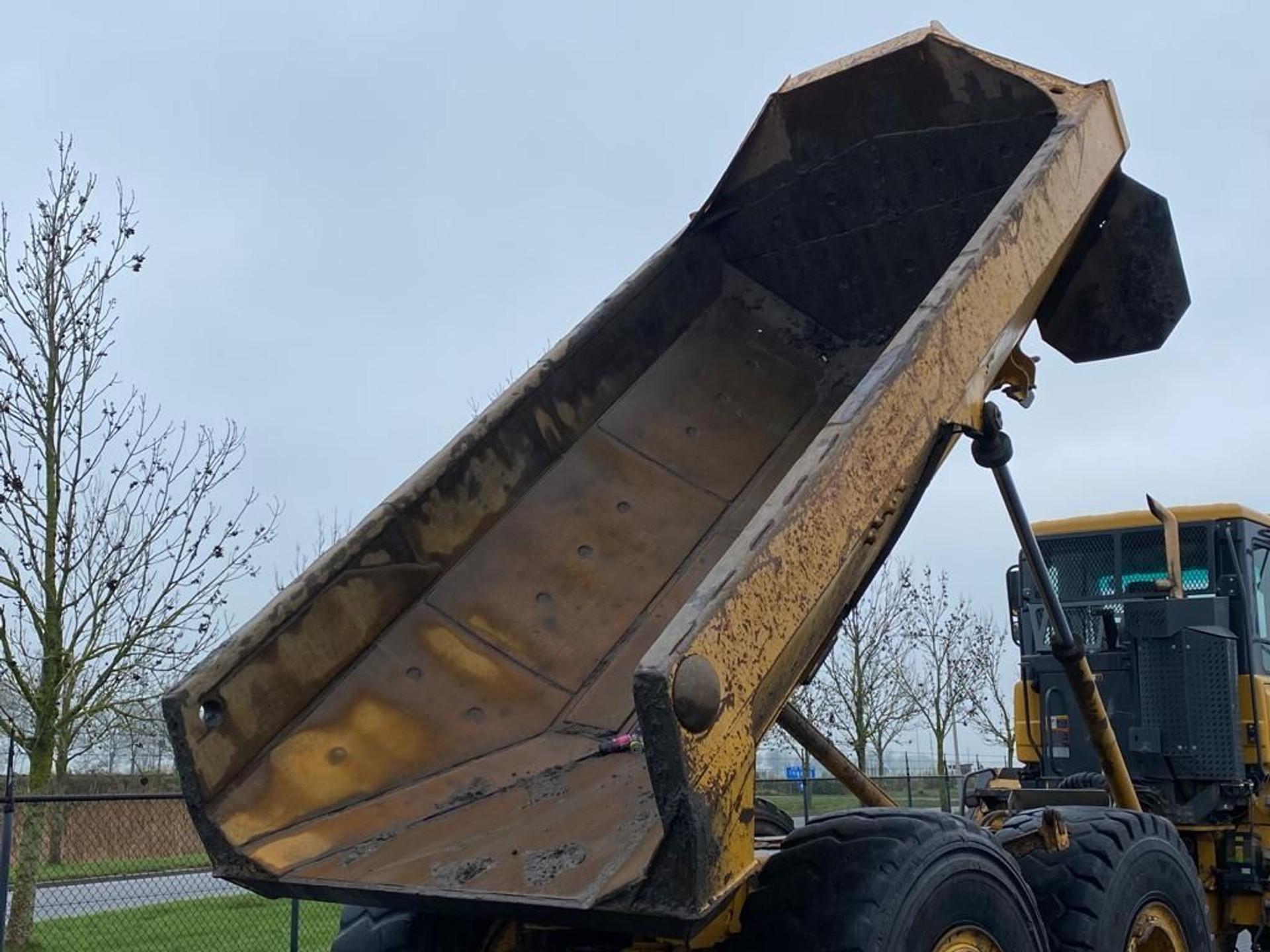Foto 8 van Bell B25D | 6X6 | AIRCO | 42 TON