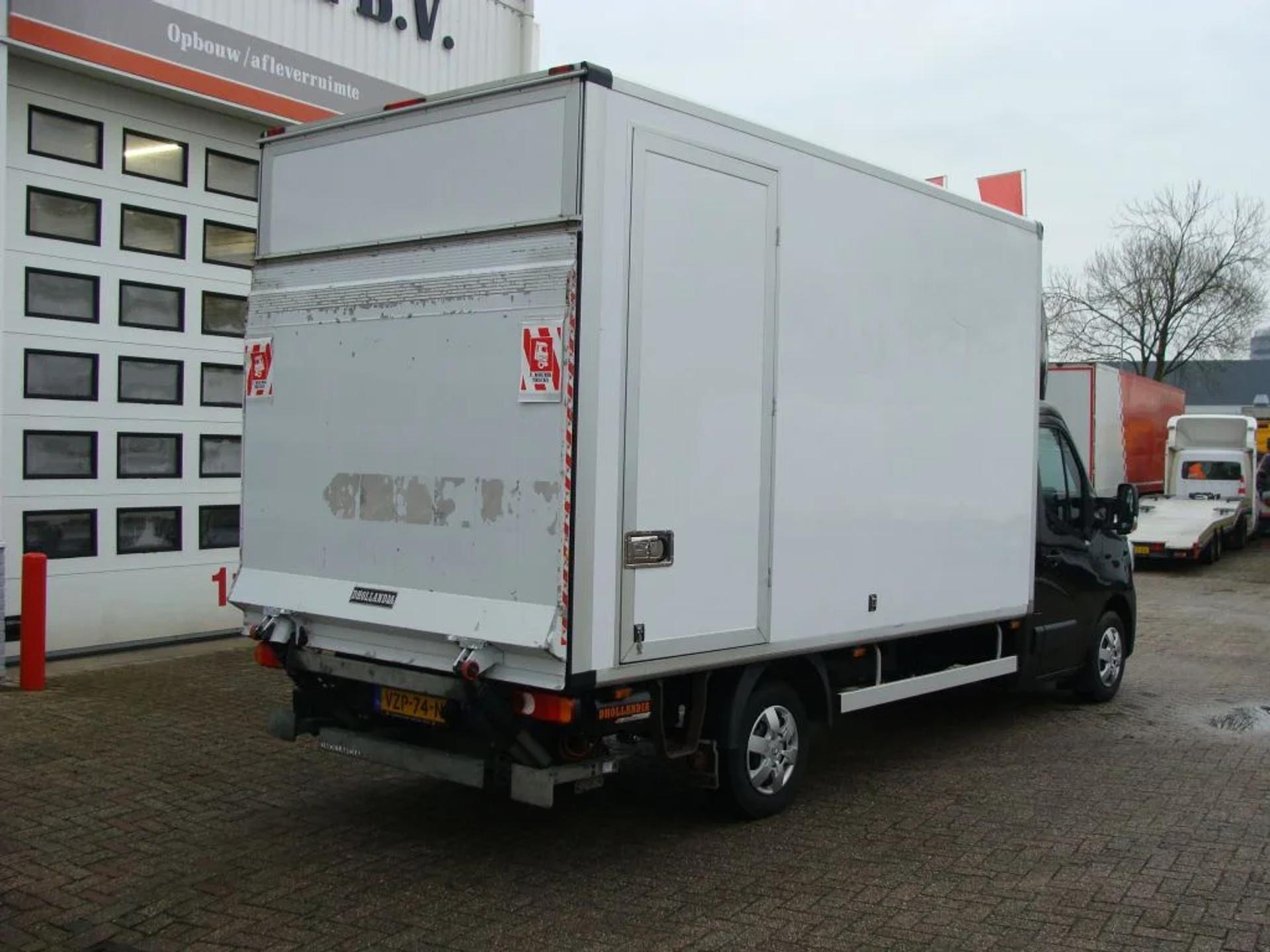 Foto 2 van Renault 165.35 FWD - EURO 6 - ENKELLUCHT MET OPBOUW - VZP-74-N