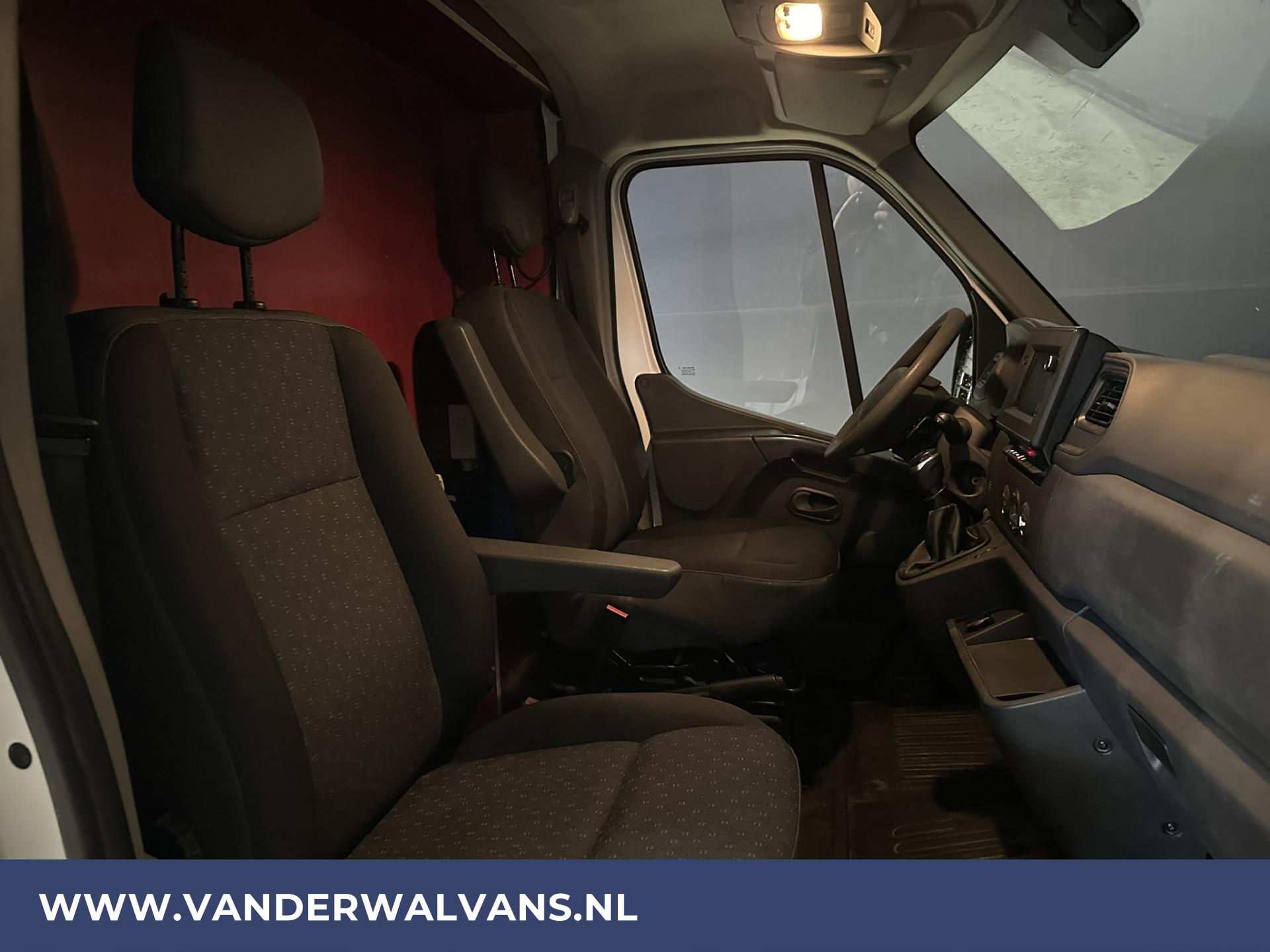 Foto 9 van Opel Movano 2.3 Turbo 164pk L4H2 Euro6 Airco | Imperiaal | Trekhaak | Camera | Navigatie | Cruisecontrol