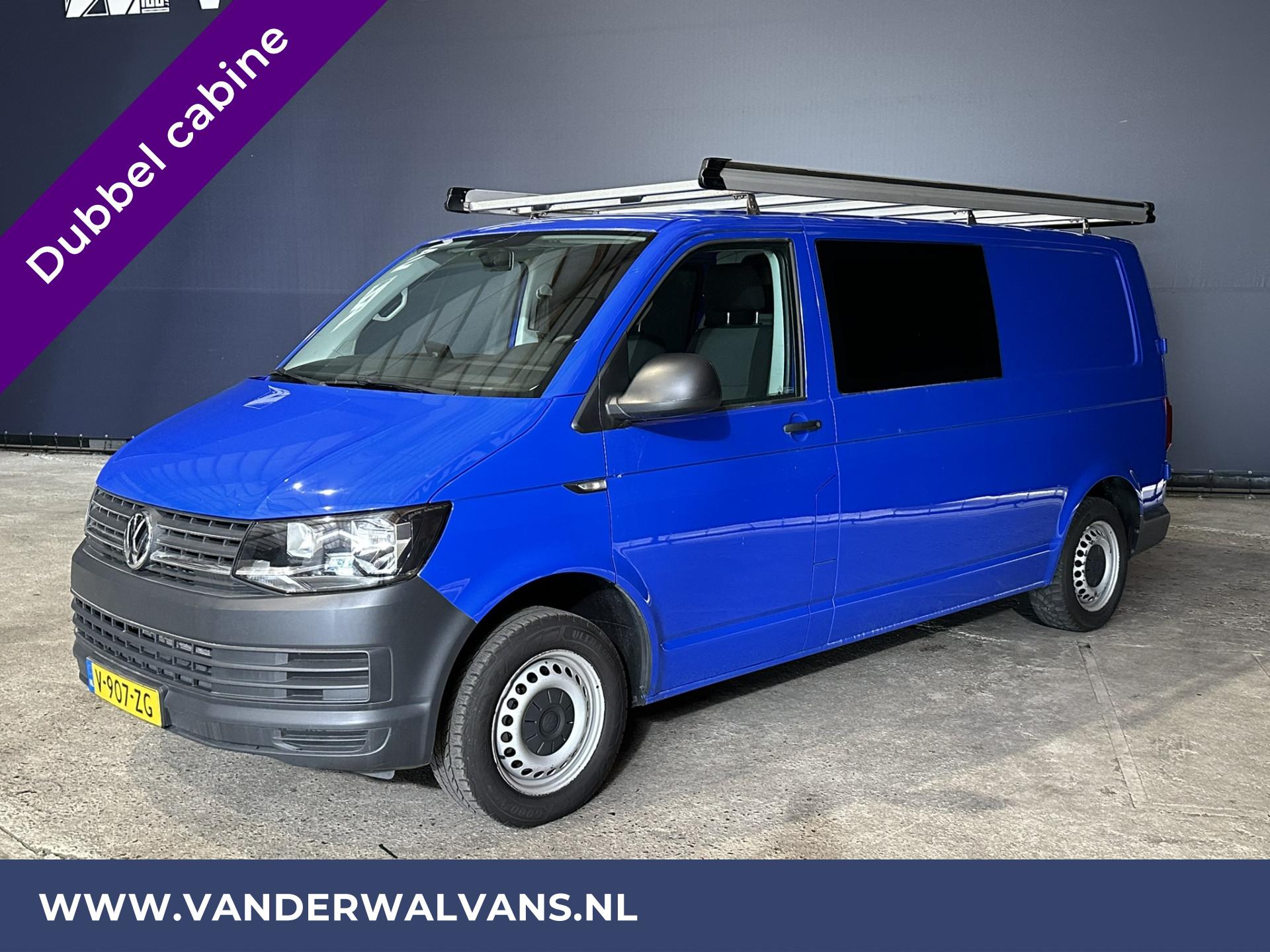 Foto 11 van Volkswagen Transporter 2.0 TDI 150pk L2H1 Dubbele Cabine Euro6 Airco | Navigatie | Camera | 2500kg Trekhaak