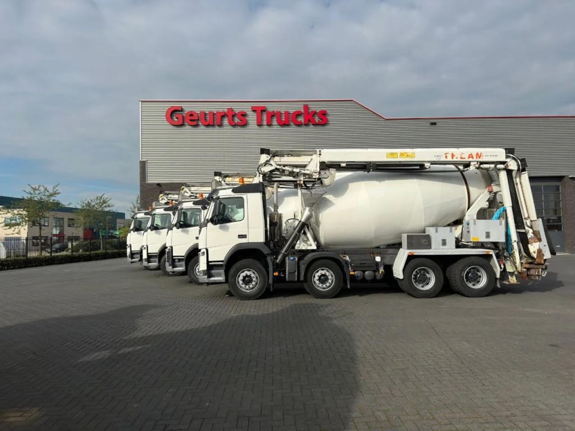 Foto 28 van Volvo FM 410 8X4 + STETTER 9 M3 MIXER/MISCHER + THEAM 15 M TRANSPORTBAND/BELT