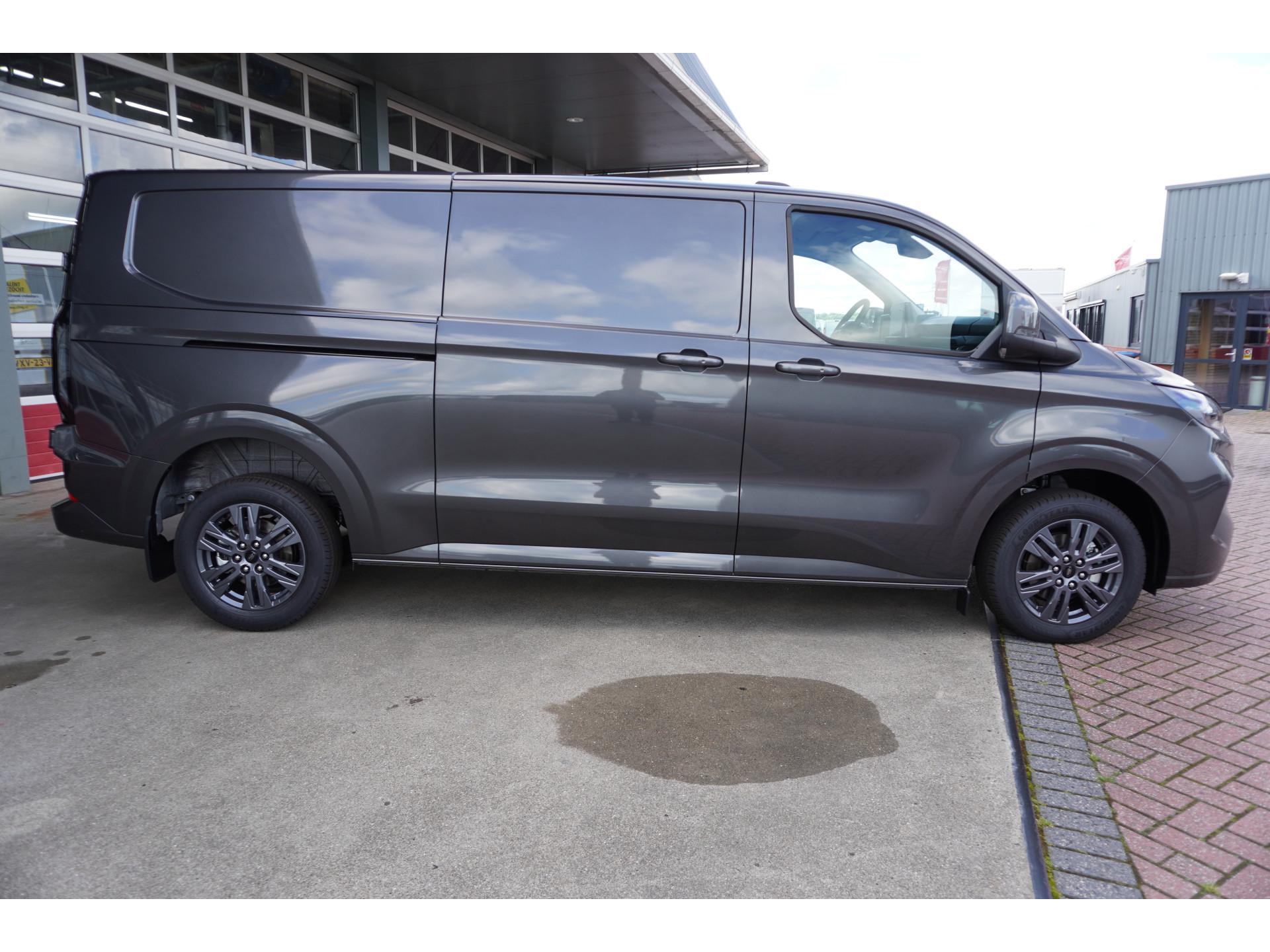 Foto 3 van Ford 320L 2.0 TDCI 170PK L2H1 Limited Automaat