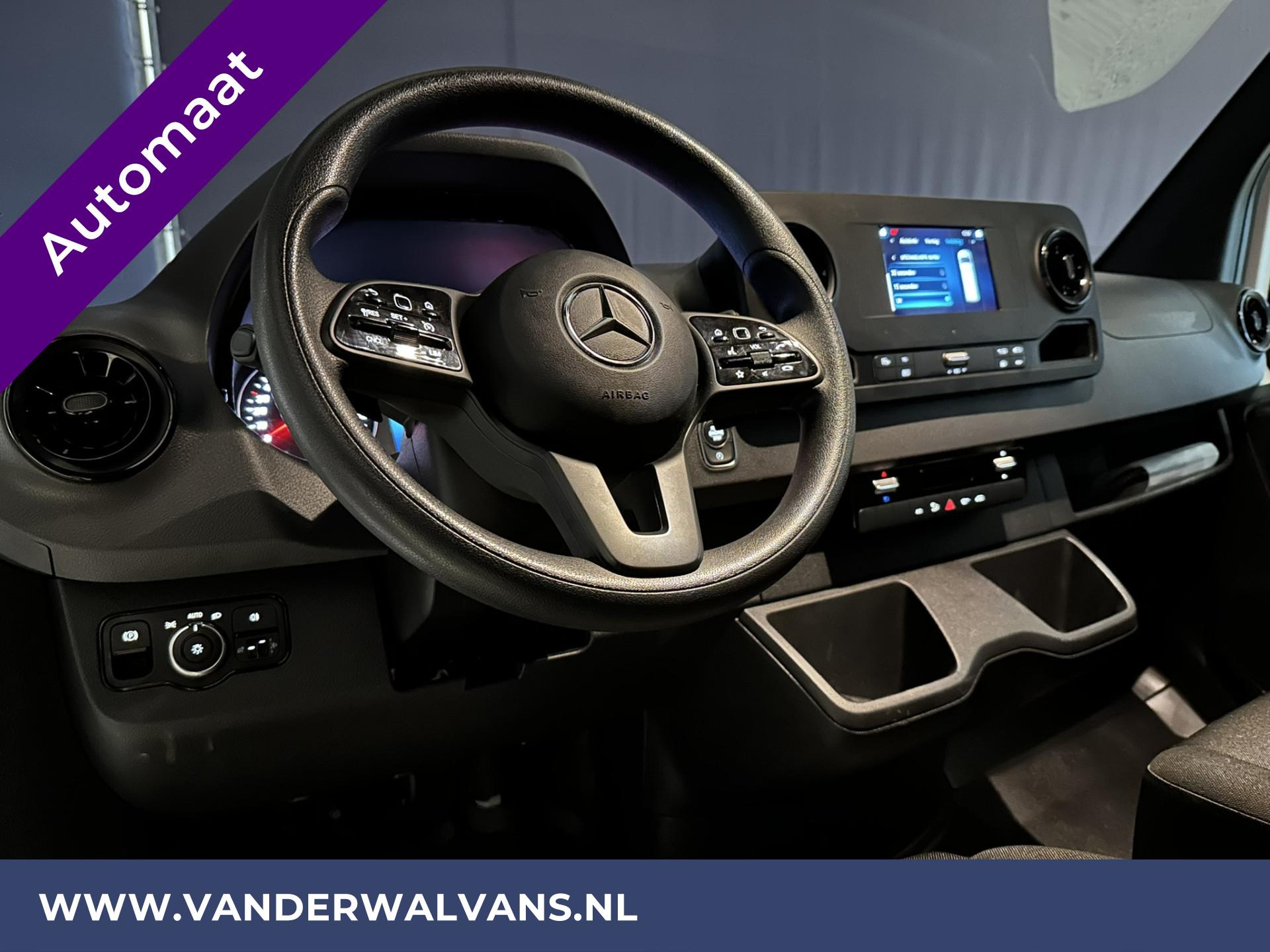 Foto 5 van Mercedes-Benz Sprinter 317 CDI 170pk 9G-Tronic Automaat L3H2 Euro6 Airco | Camera | Apple Carplay