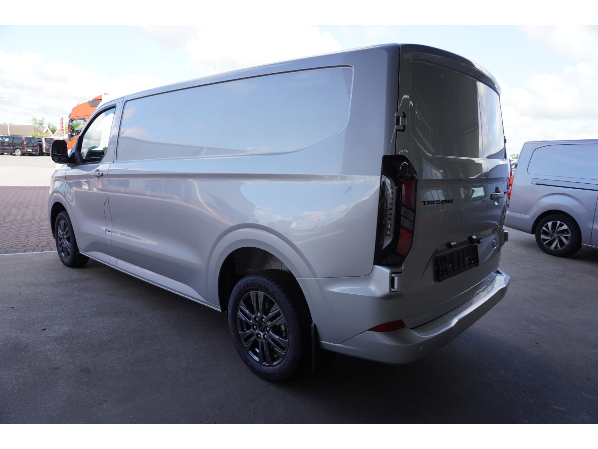 Foto 7 van Ford 320L 2.0 TDCI 170PK L2H1 Limited Automaat