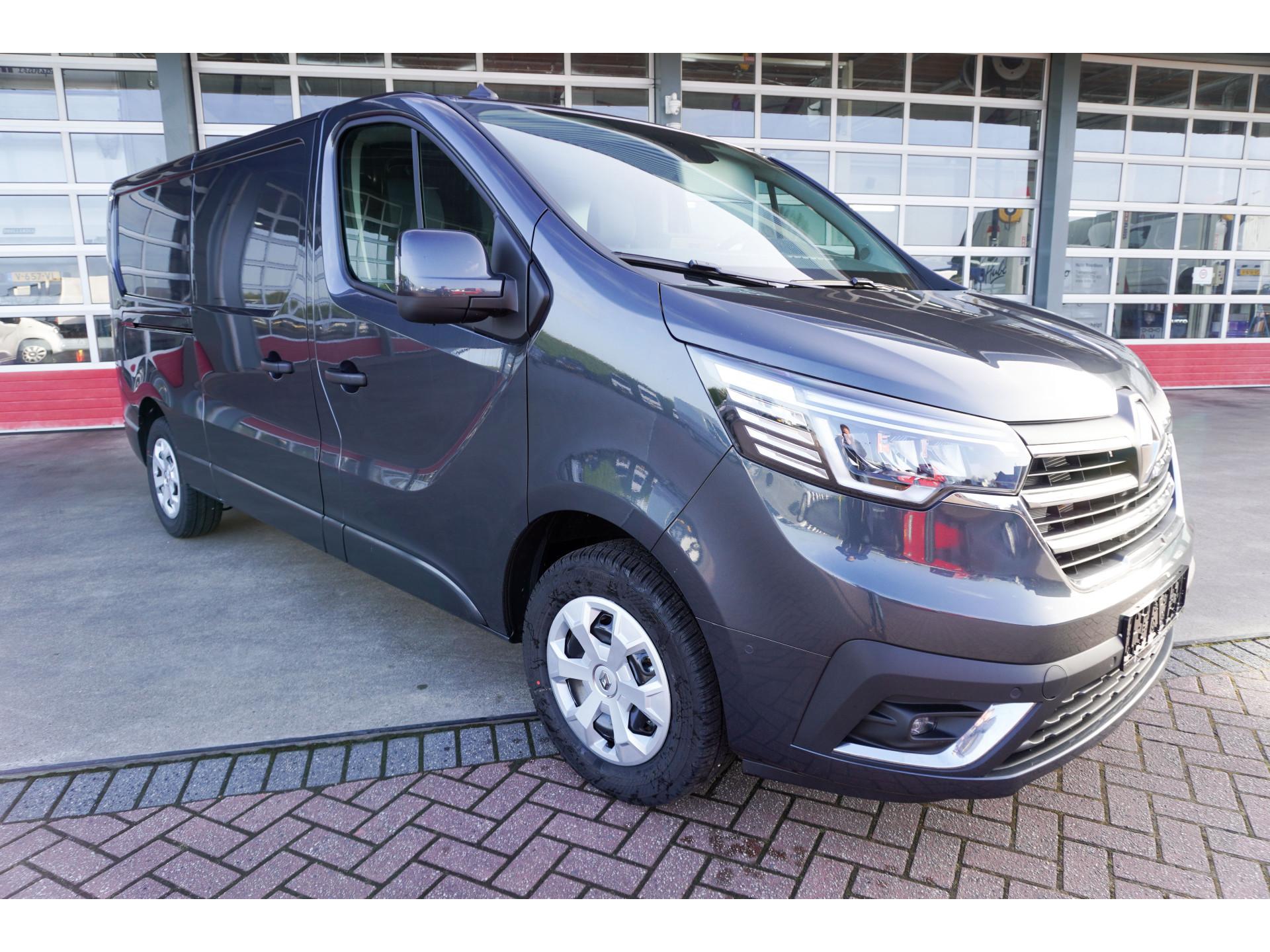 Foto 2 van Renault 2.0 dCi 130PK T30 L2H1 Work Edition