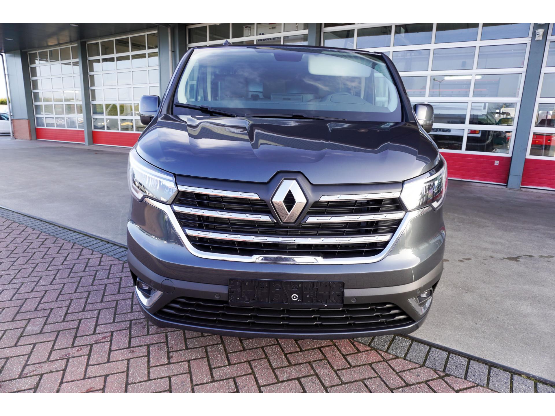 Foto 9 van Renault 2.0 dCi 130PK T30 L2H1 Work Edition