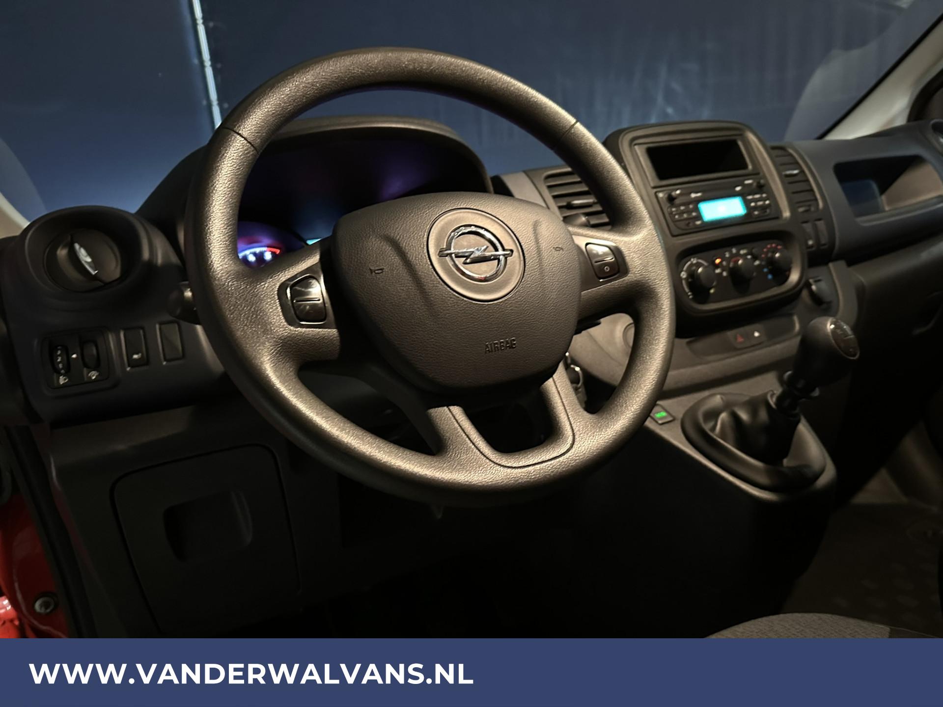 Foto 17 van Opel Vivaro 1.6 CDTI L1H1 Euro6 Airco | Trekhaak | Cruisecontrol