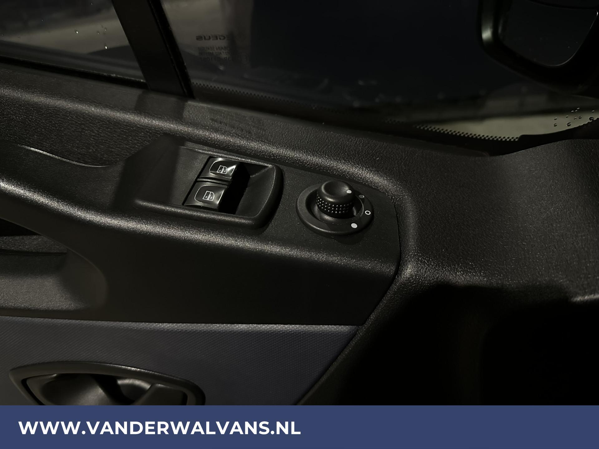 Foto 19 van Opel Vivaro 1.6 CDTI L1H1 Euro6 Airco | Trekhaak | Cruisecontrol