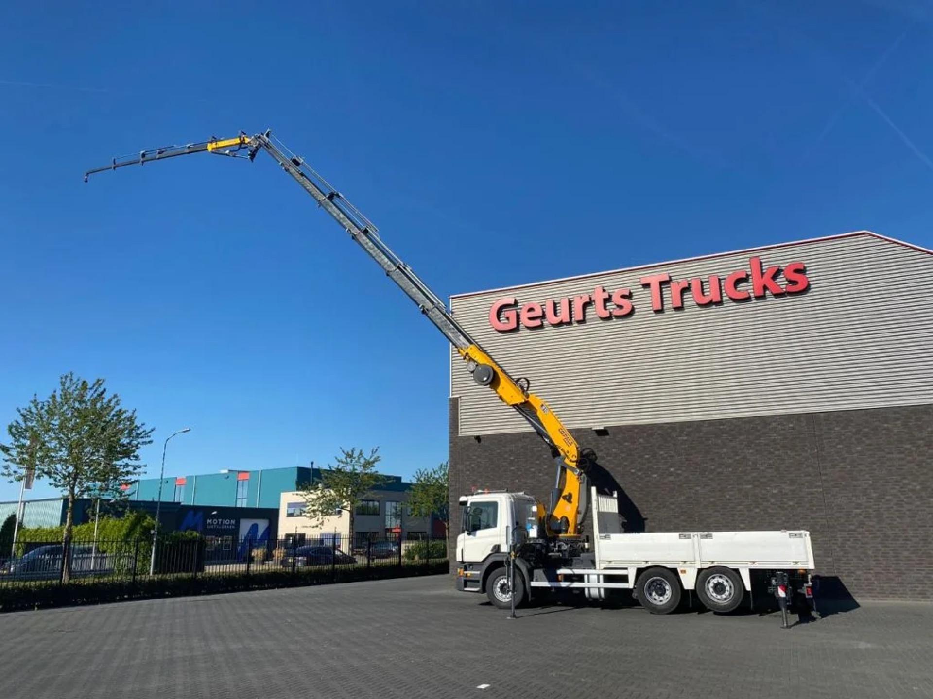 Foto 6 van Scania P250 6X2 + COPMA 510.7 + JIB J4 KRAAN/KRAN/CRANE/MONTAGEKRAN/DACHDECKERKRAN/DAKWERKEN/ROOF CRANE