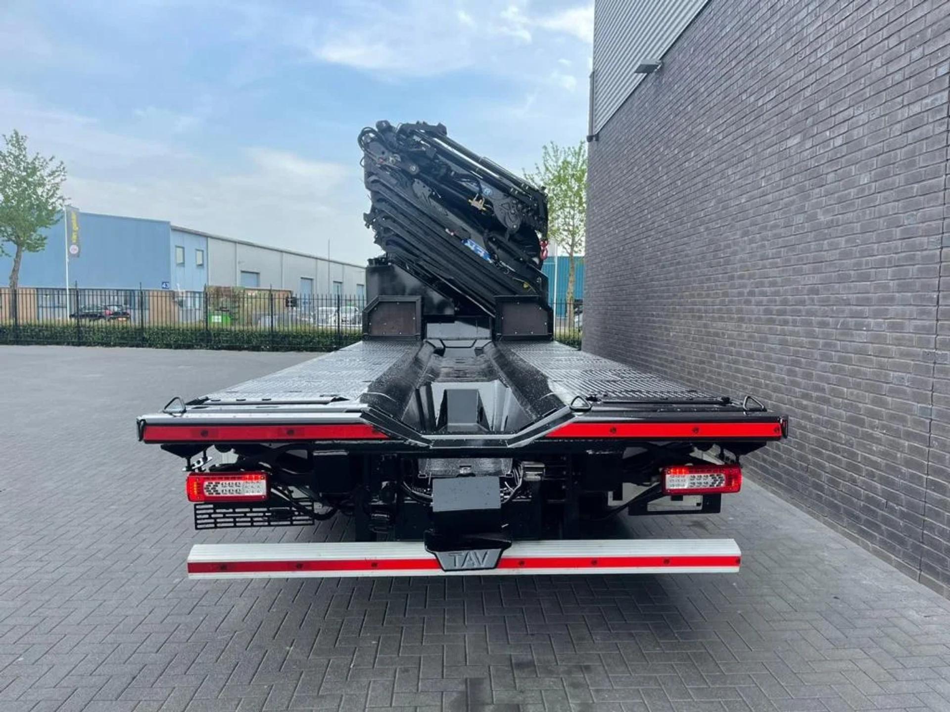 Foto 13 van Volvo FMX 540 10X4 + EFFER 1255/7S + JIB 6S HD KRAAN/KRAN/CRANE/GRUA
