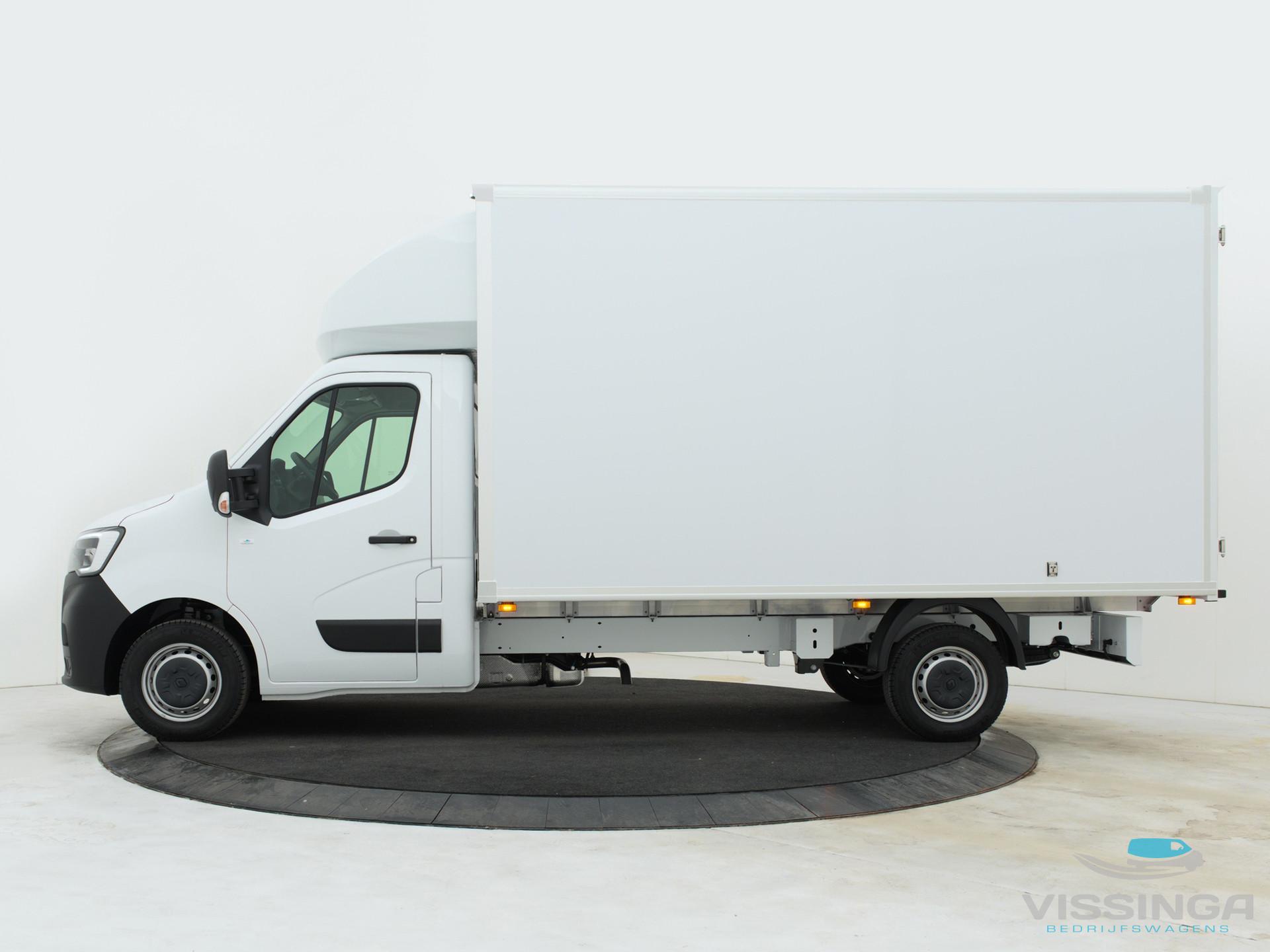 Foto 4 van Renault Master FWD 165 pk Meubelbak (20 m3) 1158 kg laadvermogen!