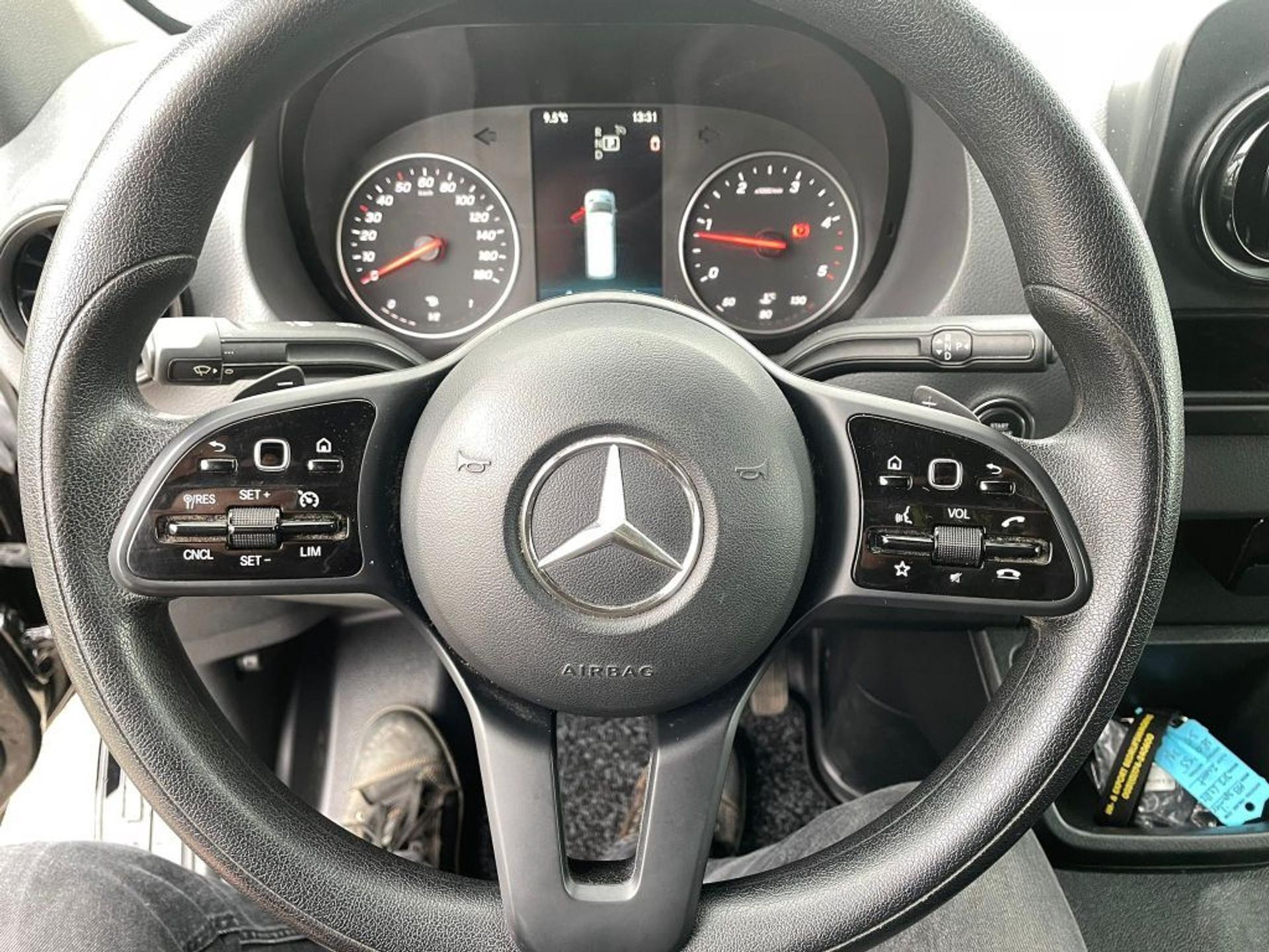 Foto 7 van Mercedes-Benz Sprinter 317CDI L3H2 Automaat Airco Cruise control Apple Carplay