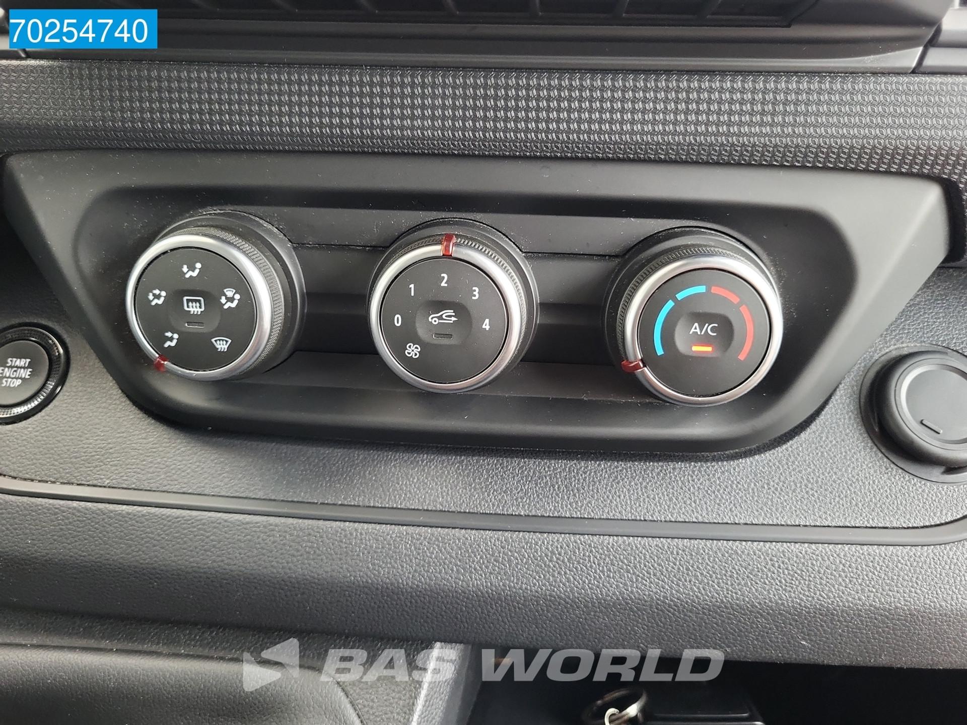 Foto 14 van Renault 130pk L2H1 LED Airco Cruise Parkeersensoren L2 6m3 Airco Cruise control