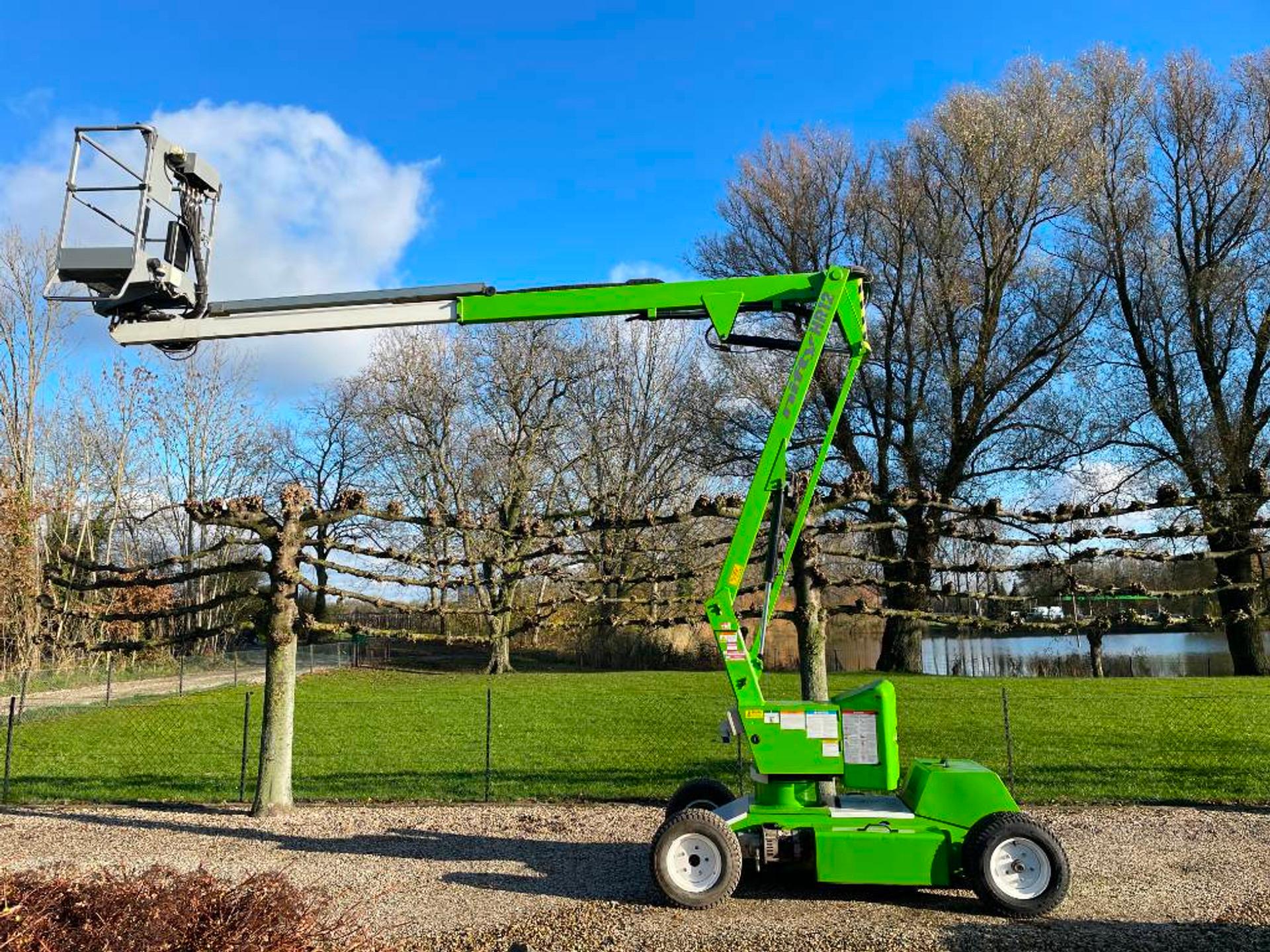 Foto 10 van Niftylift HR 12 N D E Knikarm hoogwerker
