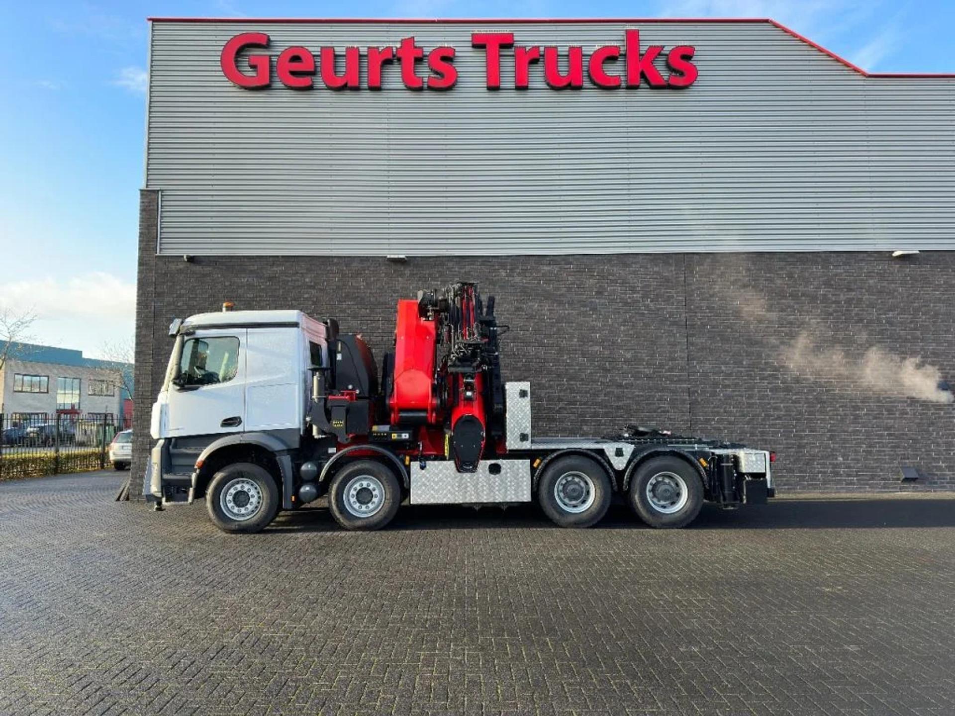 Foto 12 van Mercedes-Benz Arocs 3251 8X4 TREKKER-BAKWAGEN COMBI + PALFINGER PK 135.002 G TEC7 + JIB PJ190 E DPS-C NEW/KRAAN/KRAN/CRANE/GRUA