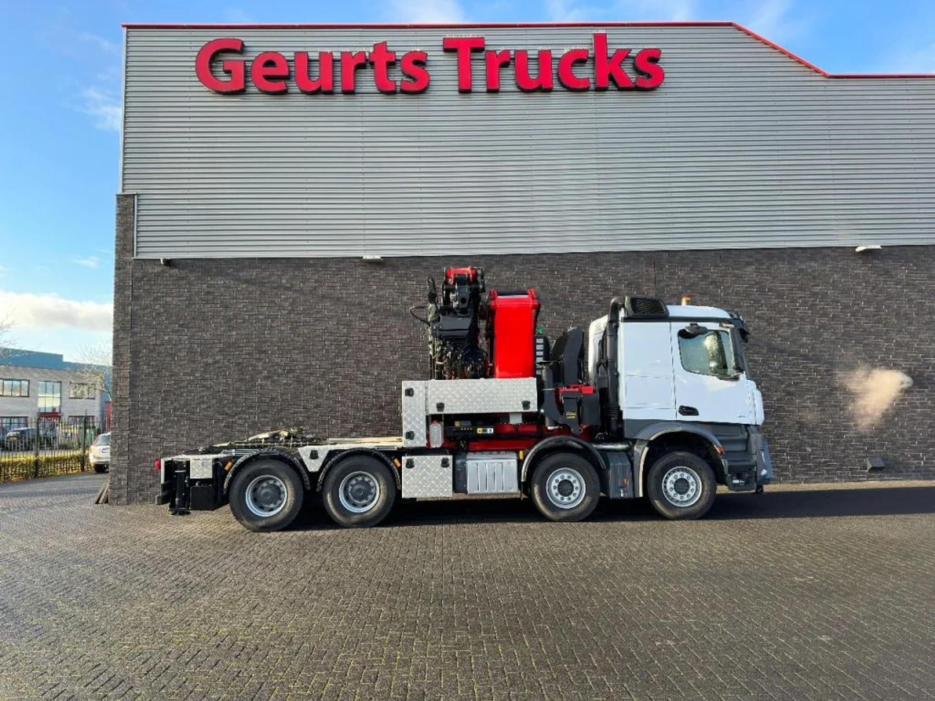 Foto 16 van Mercedes-Benz Arocs 3251 8X4 TREKKER-BAKWAGEN COMBI + PALFINGER PK 135.002 G TEC7 + JIB PJ190 E DPS-C NEW/KRAAN/KRAN/CRANE/GRUA