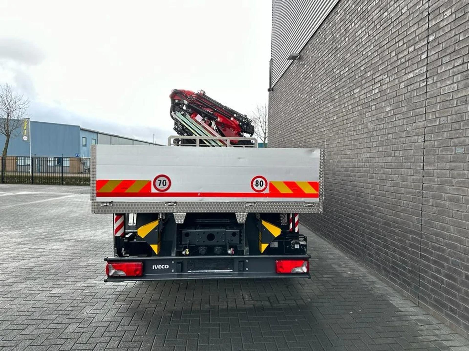 Foto 14 van Iveco Stralis 480 X-WAY 8X2 + FASSI 545RA.2.26 + JIB L426 KRAAN/KRAN/CRANE/GRUA