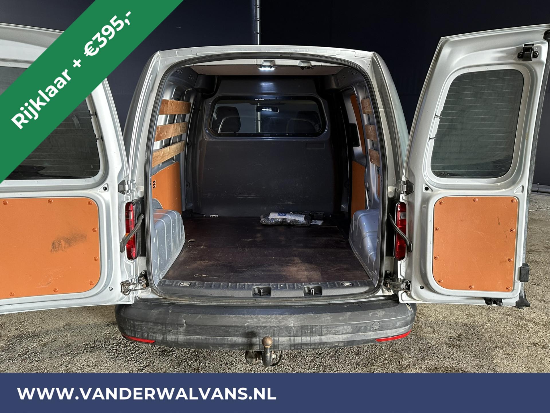 Foto 2 van Volkswagen Caddy 2.0 TDI L1H1 Euro6 RIJKLAAR Airco | Navigatie | Trekhaak | Apple Carplay