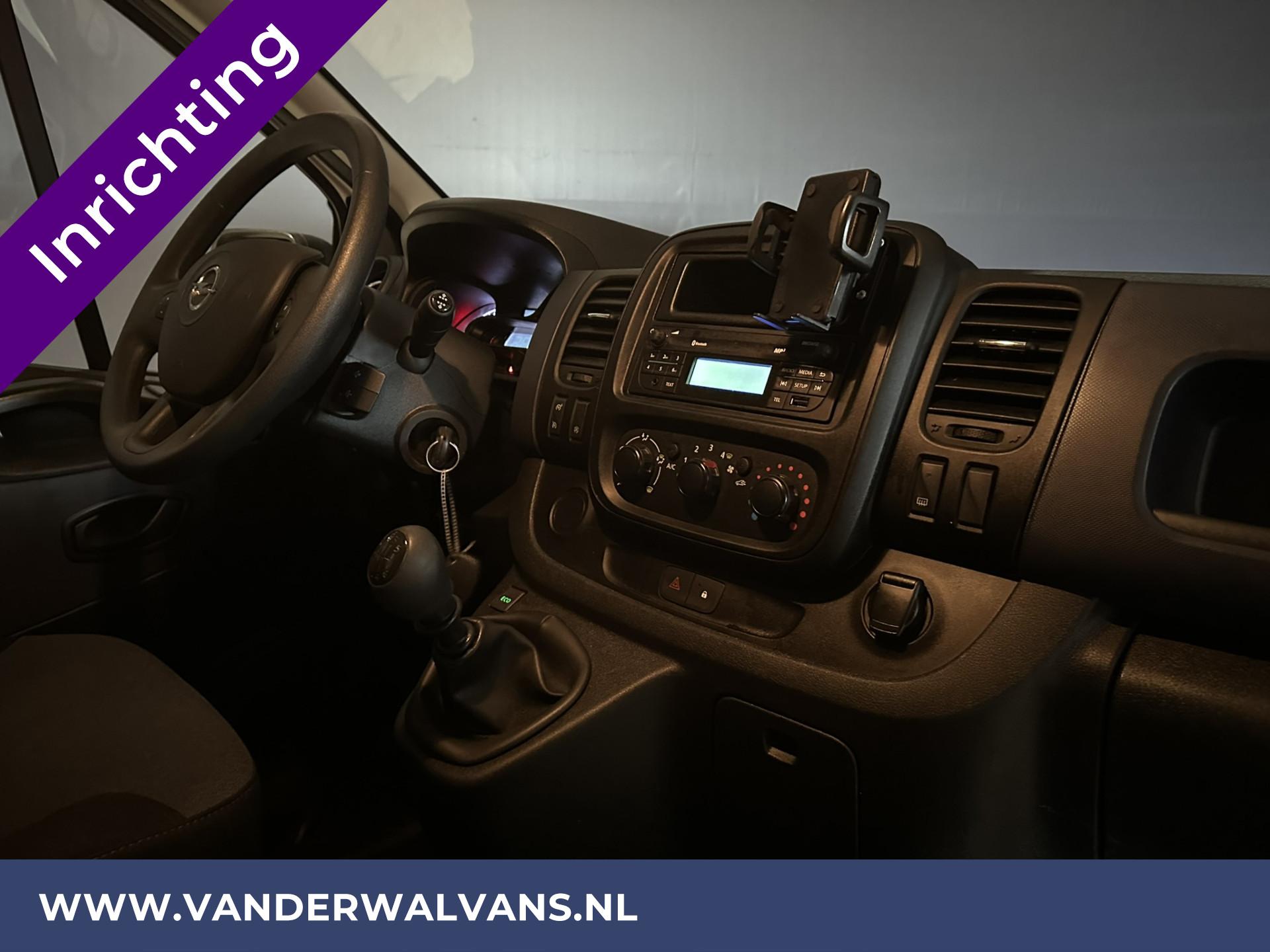Foto 10 van Opel Vivaro 1.6CDTI 125pk L2H1 inrichting met omvormer Euro6 Airco | Camera | Trekhaak | Cruisecontrol