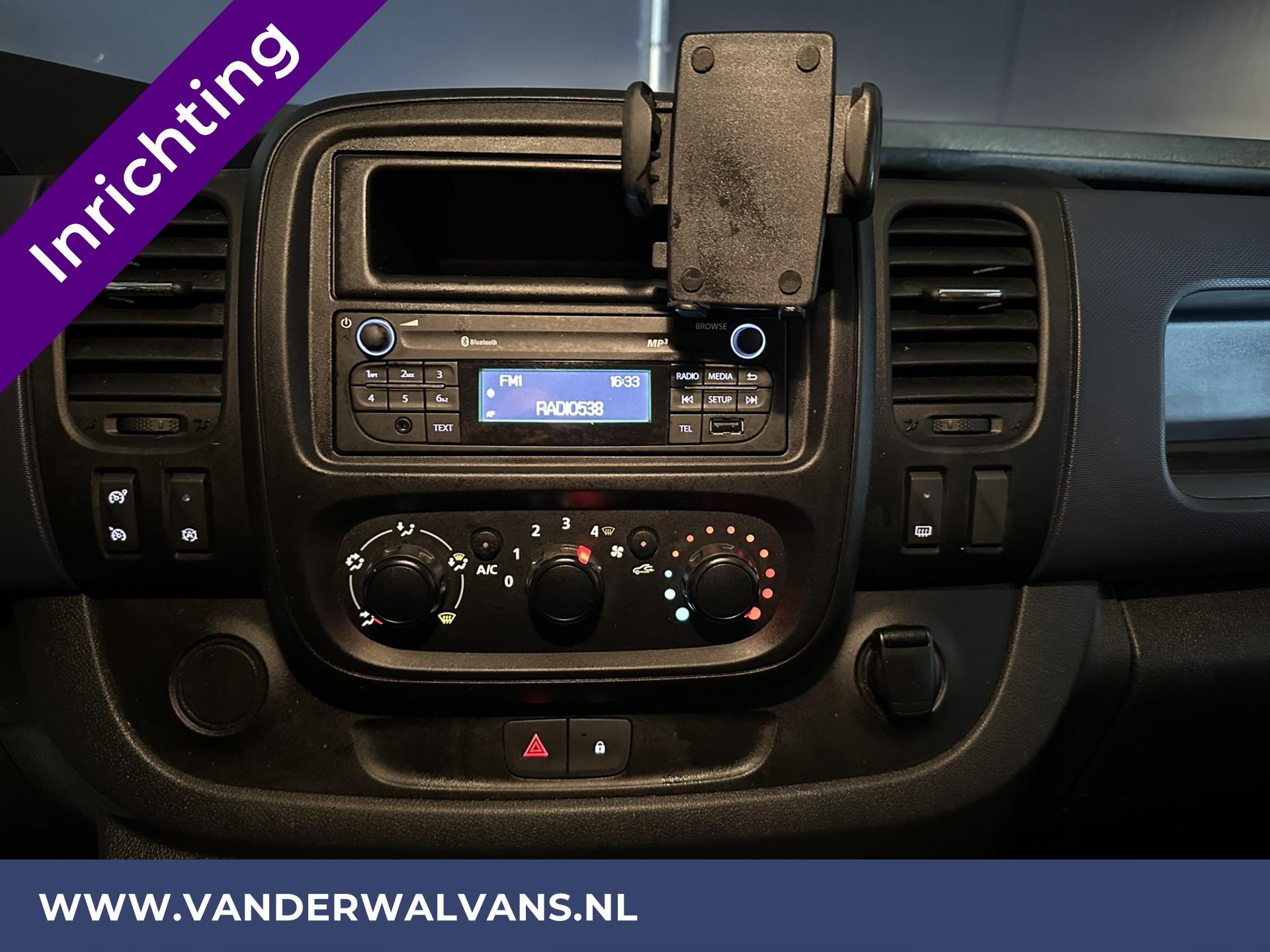 Foto 7 van Opel Vivaro 1.6CDTI 125pk L2H1 inrichting met omvormer Euro6 Airco | Camera | Trekhaak | Cruisecontrol