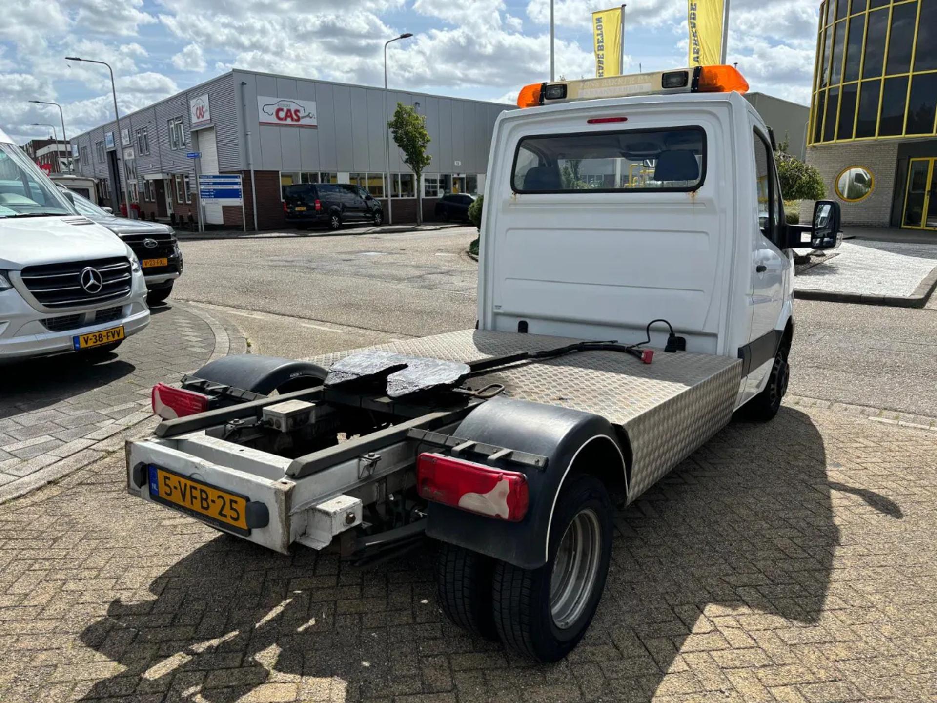 Foto 5 van Mercedes-Benz 516CDI BE Trekker 5080KG Schotel Trekgewicht 200.000KM