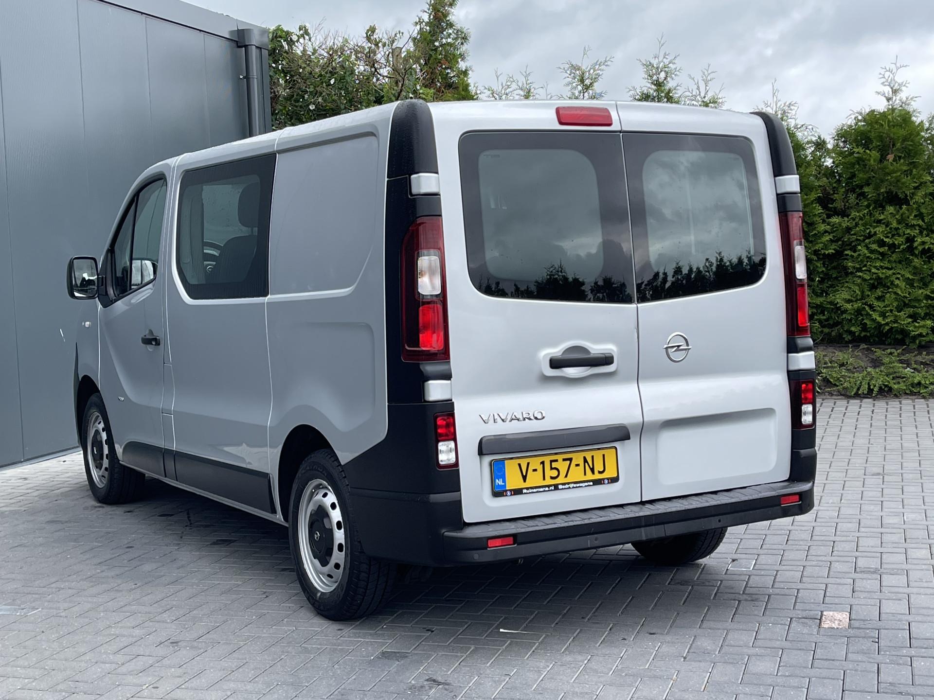 Foto 5 van Opel 1.6 CDTI / L1H1 / DUBBELE CABINE / AIRCO / CRUISE / NAVI / 6 PERS. / DUBBEL CABINE