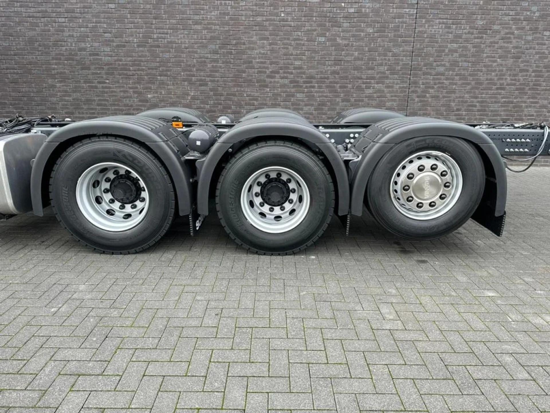 Foto 13 van Scania R540 NGS 10X4 TRIDEM CHASSIS NIEUW/NEUE/NEW FULL OPTIONS 2X IN STOCK !!!
