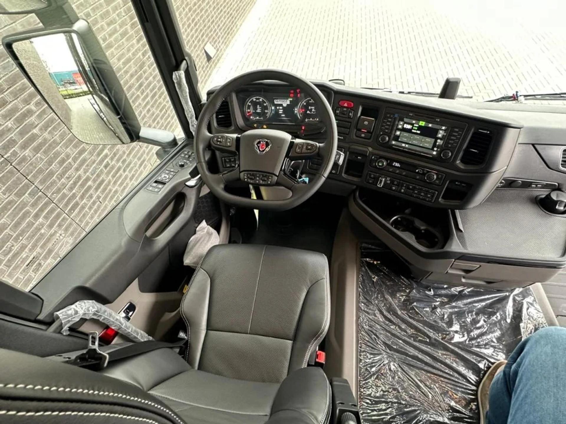Foto 23 van Scania R540 NGS 10X4 TRIDEM CHASSIS NIEUW/NEUE/NEW FULL OPTIONS 2X IN STOCK !!!