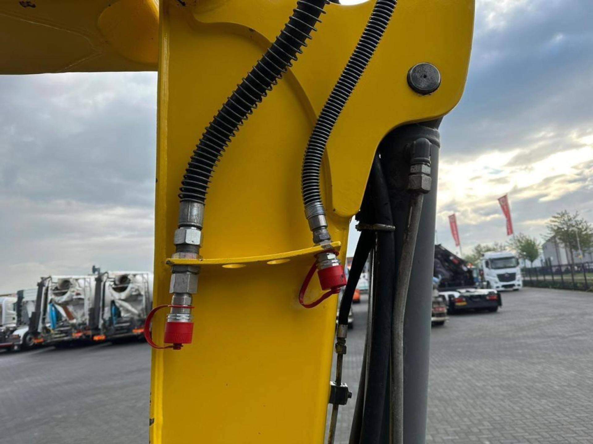 Foto 11 van Wacker Neuson 8003 MINI GRAAFMACHINE/EXCAVATOR/BAGGER