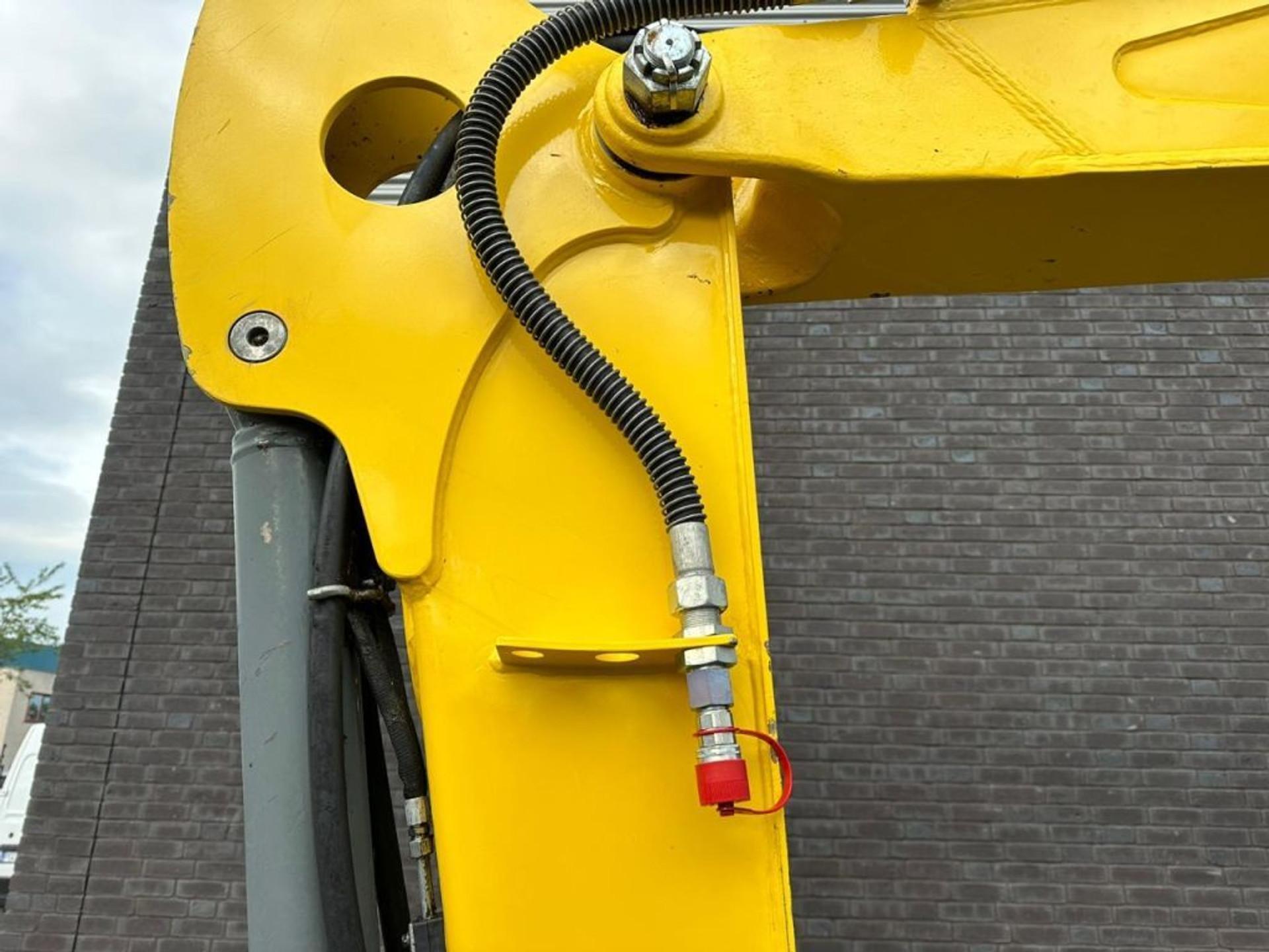 Foto 12 van Wacker Neuson 8003 MINI GRAAFMACHINE/EXCAVATOR/BAGGER