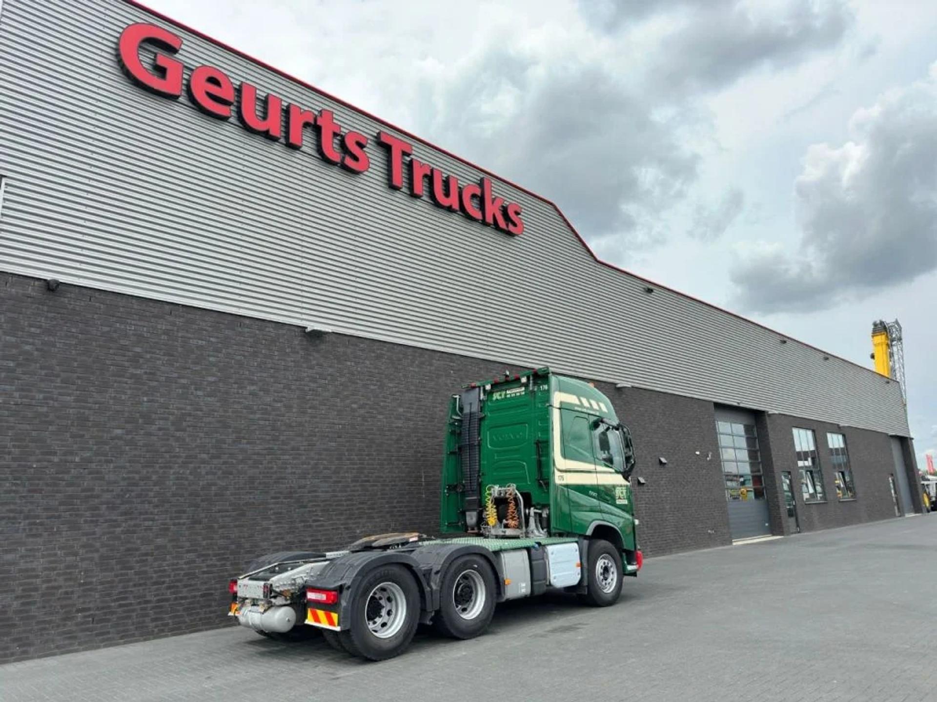 Foto 5 van Volvo FH 500 6X2 TREKKER/TRACTOR/SZM EURO 6 HYDRAULIC
