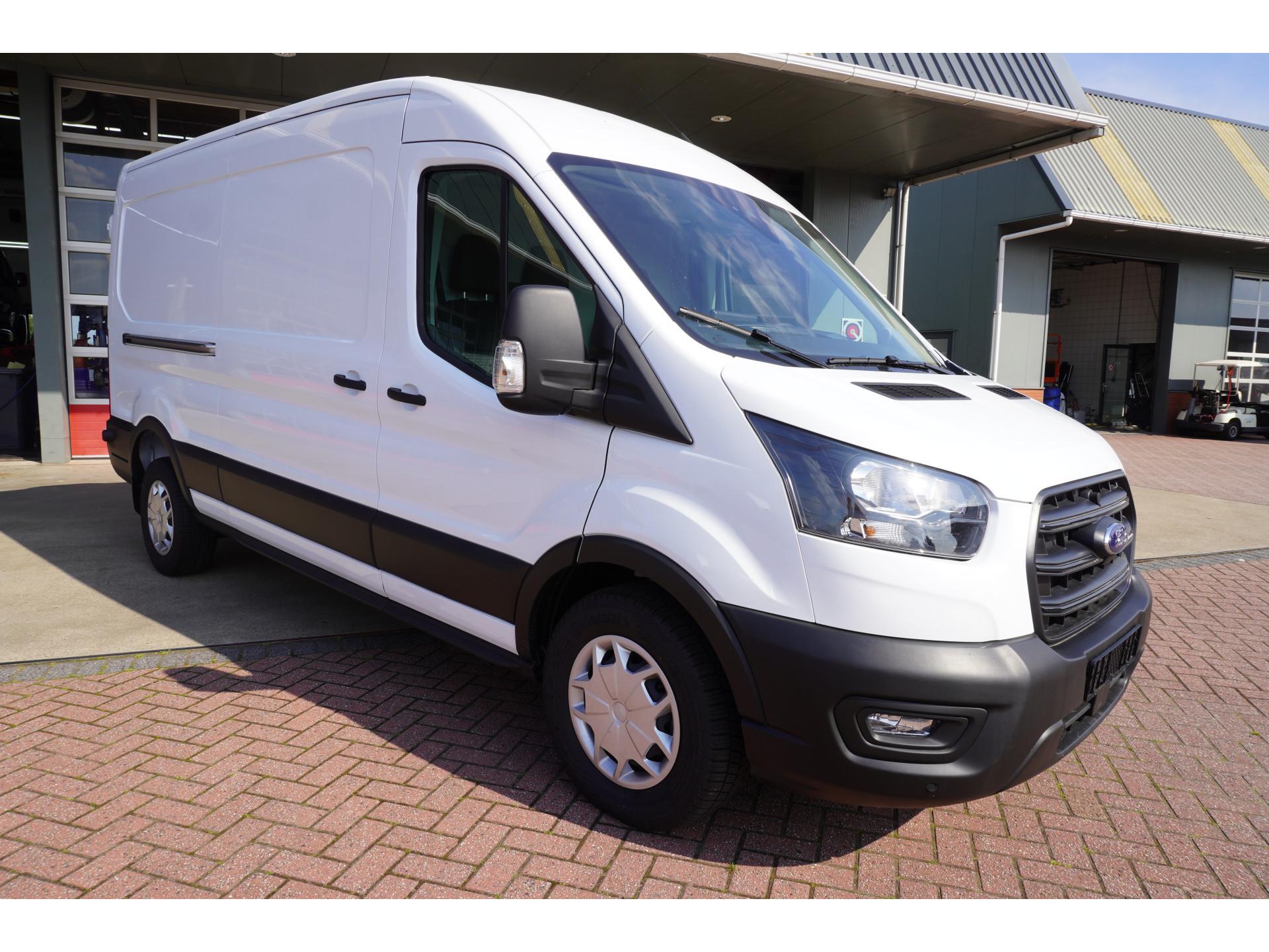 Foto 2 van Ford 350L 2.0 TDCI 130PK L3H2 Trend Automaat