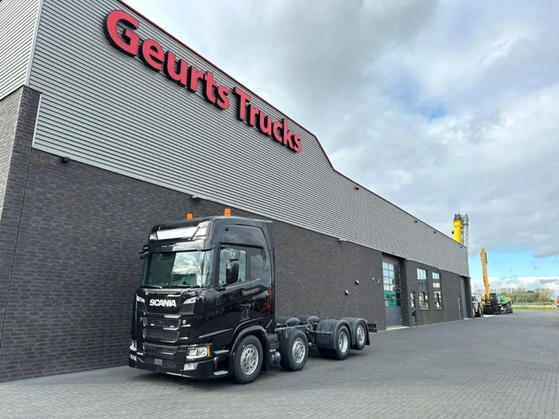 Foto 2 van Scania R540 NGS 8X2 CHASSIS NIEUW/NEUE/NEW FULL OPTIONS 4X IN STOCK !!!