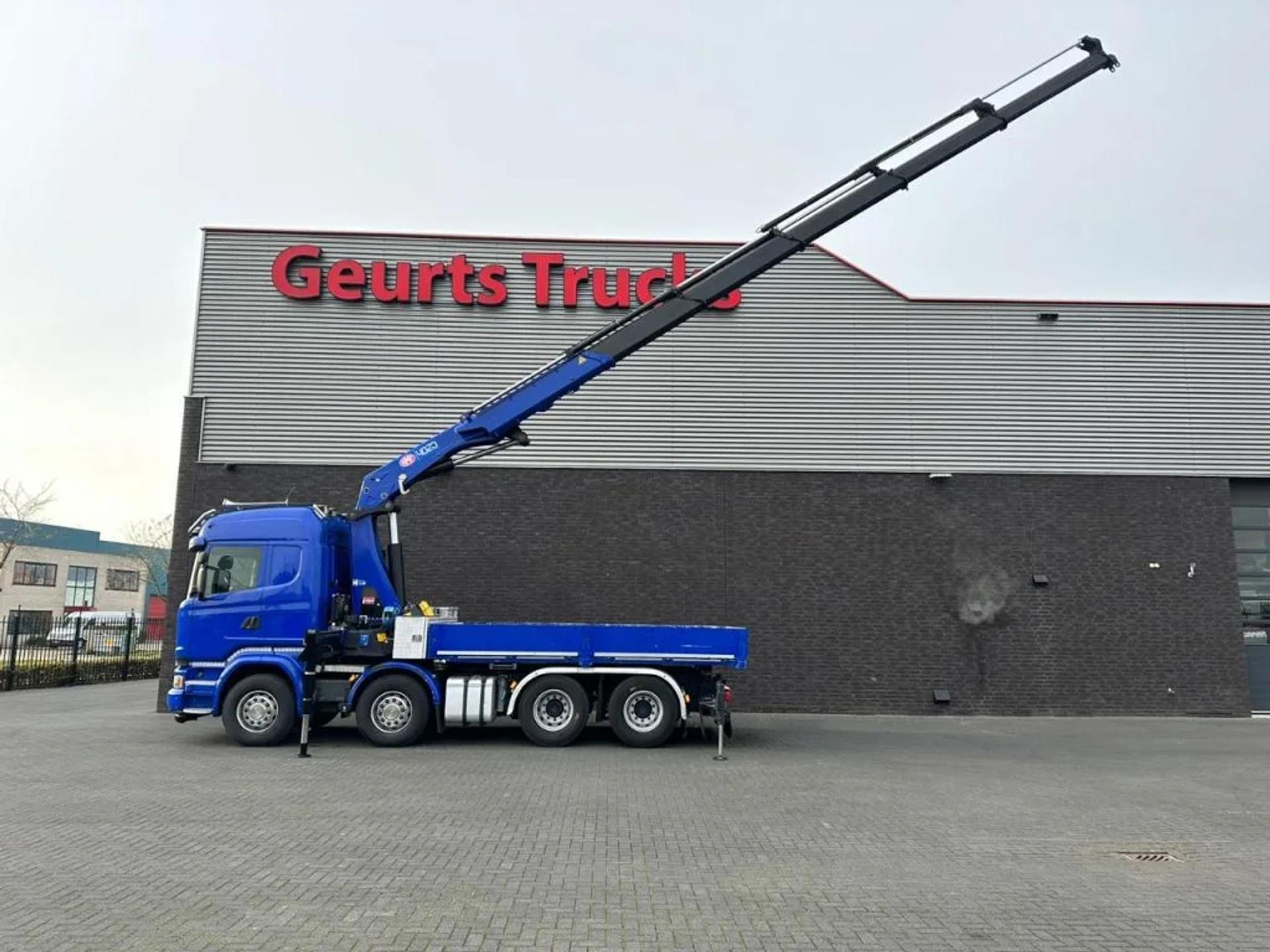 Foto 6 van Scania R580 V8 8X4 TREKKER-BAKWAGEN COMBI + HMF 4020-K5 KRAAN/KRAN/CRANE/GRUA