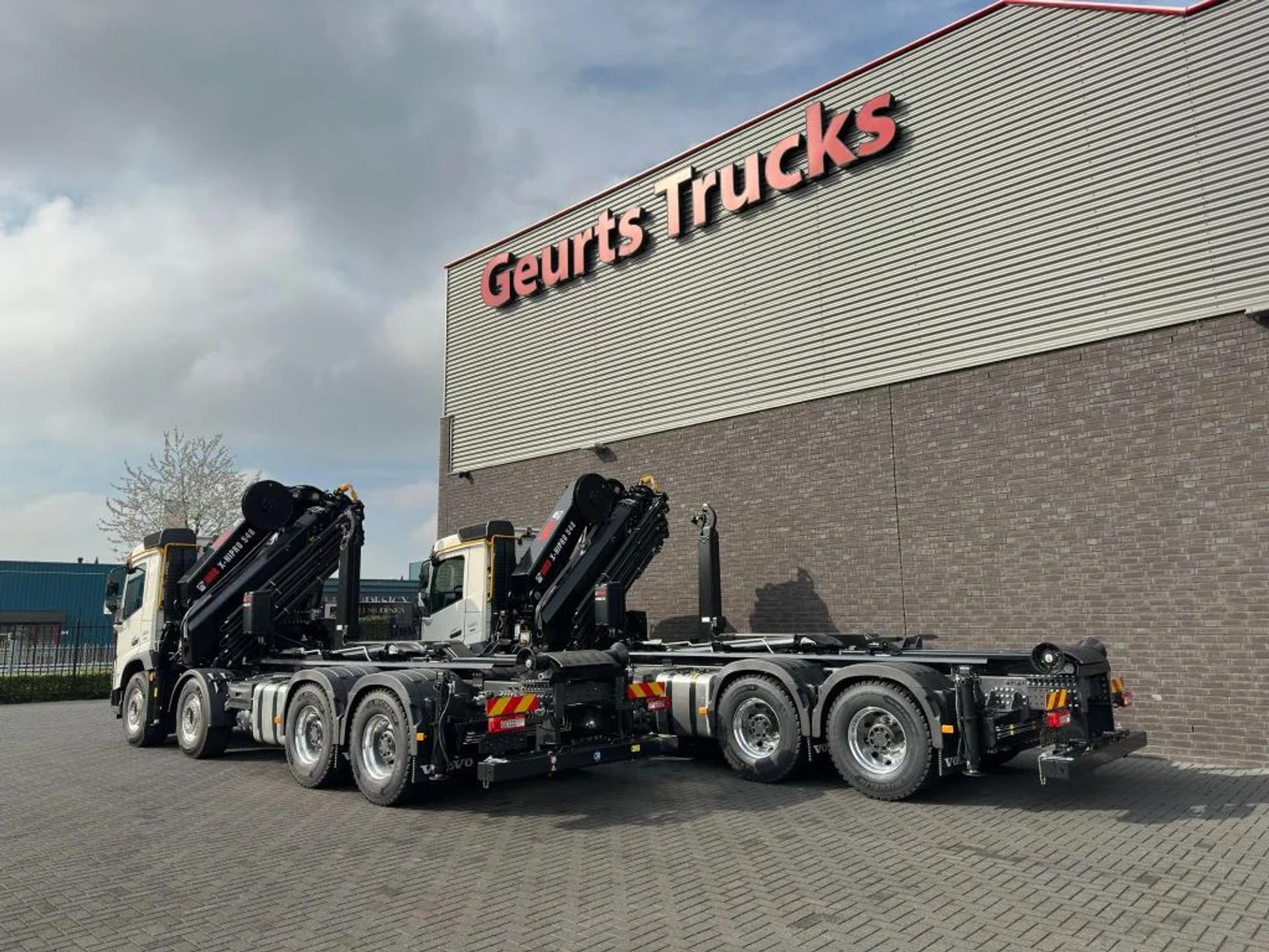 Foto 41 van Volvo FMX 500 8X4 HIAB HAAKARM + HIAB 548 E-8 KRAAN/KRAN/CRANE/GRUA