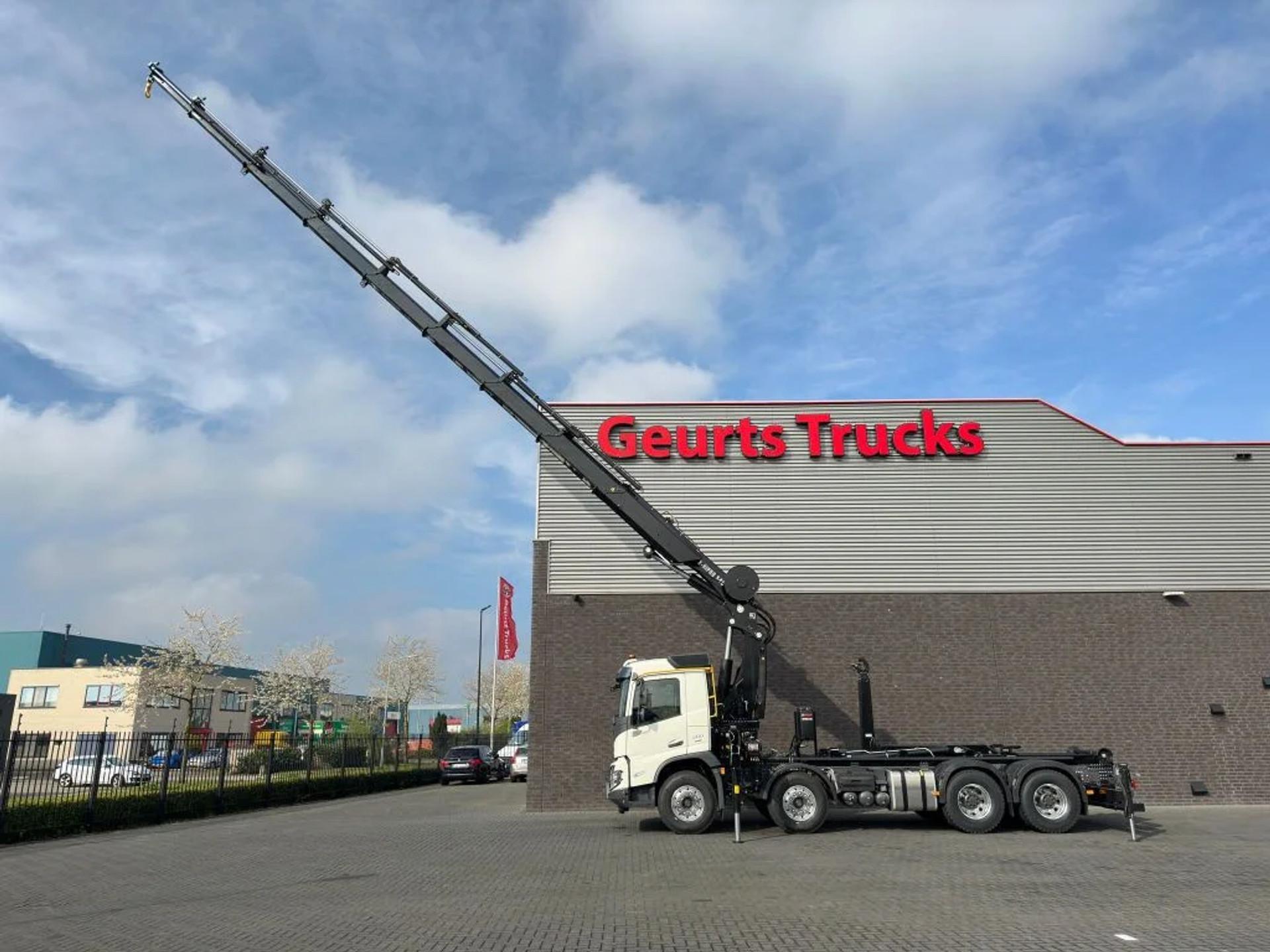 Foto 7 van Volvo FMX 500 8X4 HIAB HAAKARM + HIAB 548 E-8 KRAAN/KRAN/CRANE/GRUA