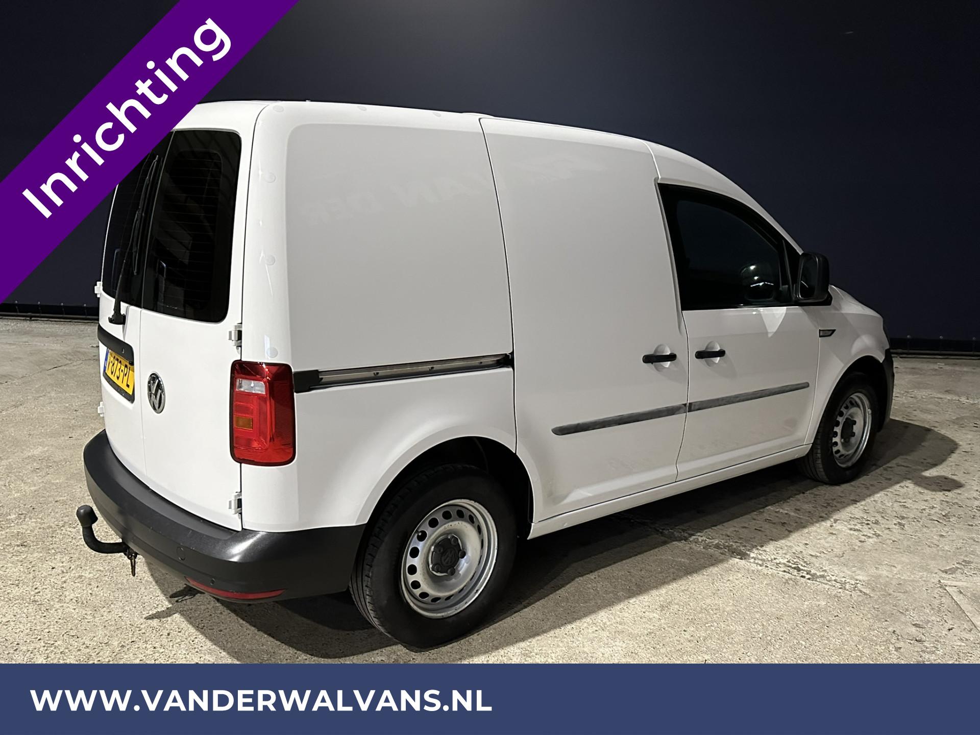 Foto 14 van Volkswagen Caddy 2.0 TDI L1H1 Inrichting Euro6 Airco | Navigatie | Camera | Trekhaak | Apple Carplay | Cruisecontrol