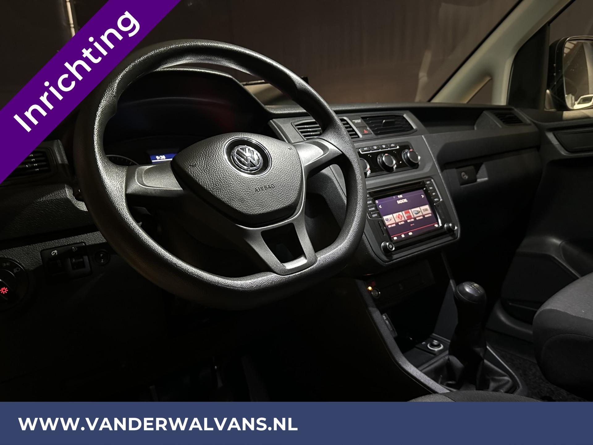 Foto 16 van Volkswagen Caddy 2.0 TDI L1H1 Inrichting Euro6 Airco | Navigatie | Camera | Trekhaak | Apple Carplay | Cruisecontrol