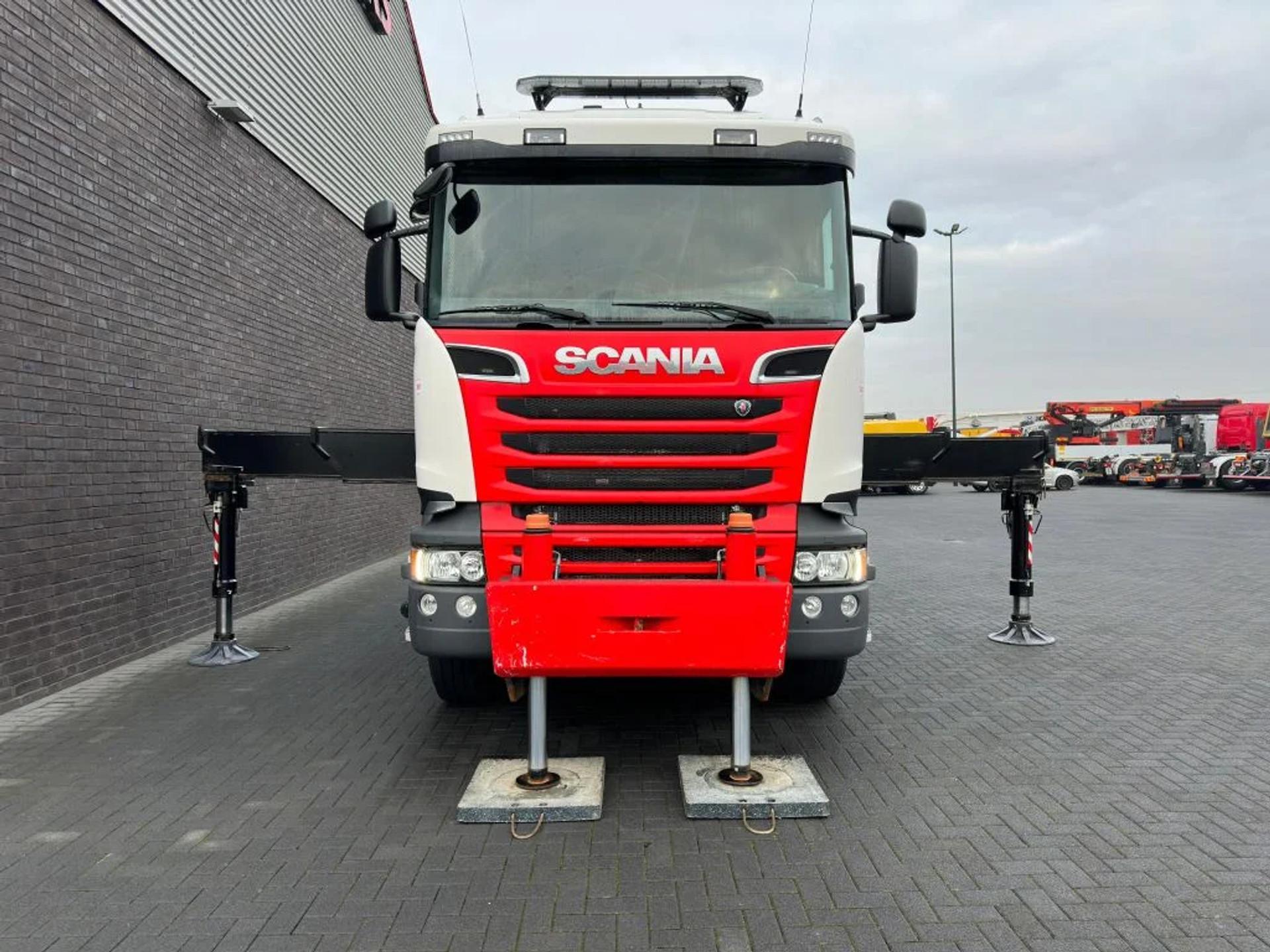 Foto 15 van Scania R520 V8 10X4 TRIDEM + F1650RA.2.28 + JIB L816 KRAAN/KRAN/CRANE/GRUA