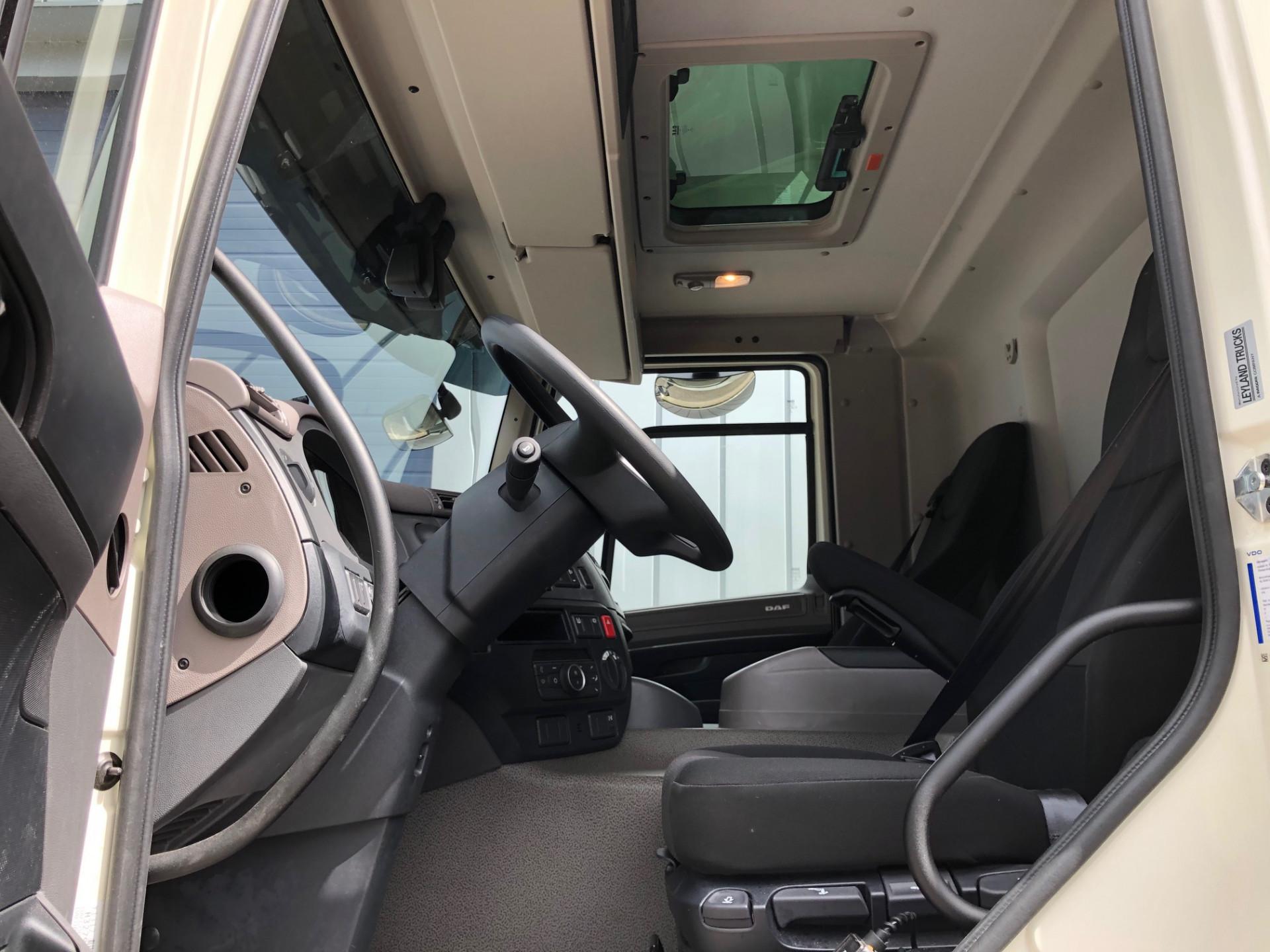 Foto 6 van DAF CF 260 FA / Bakwagen / 2100,- euro p/m All in!!