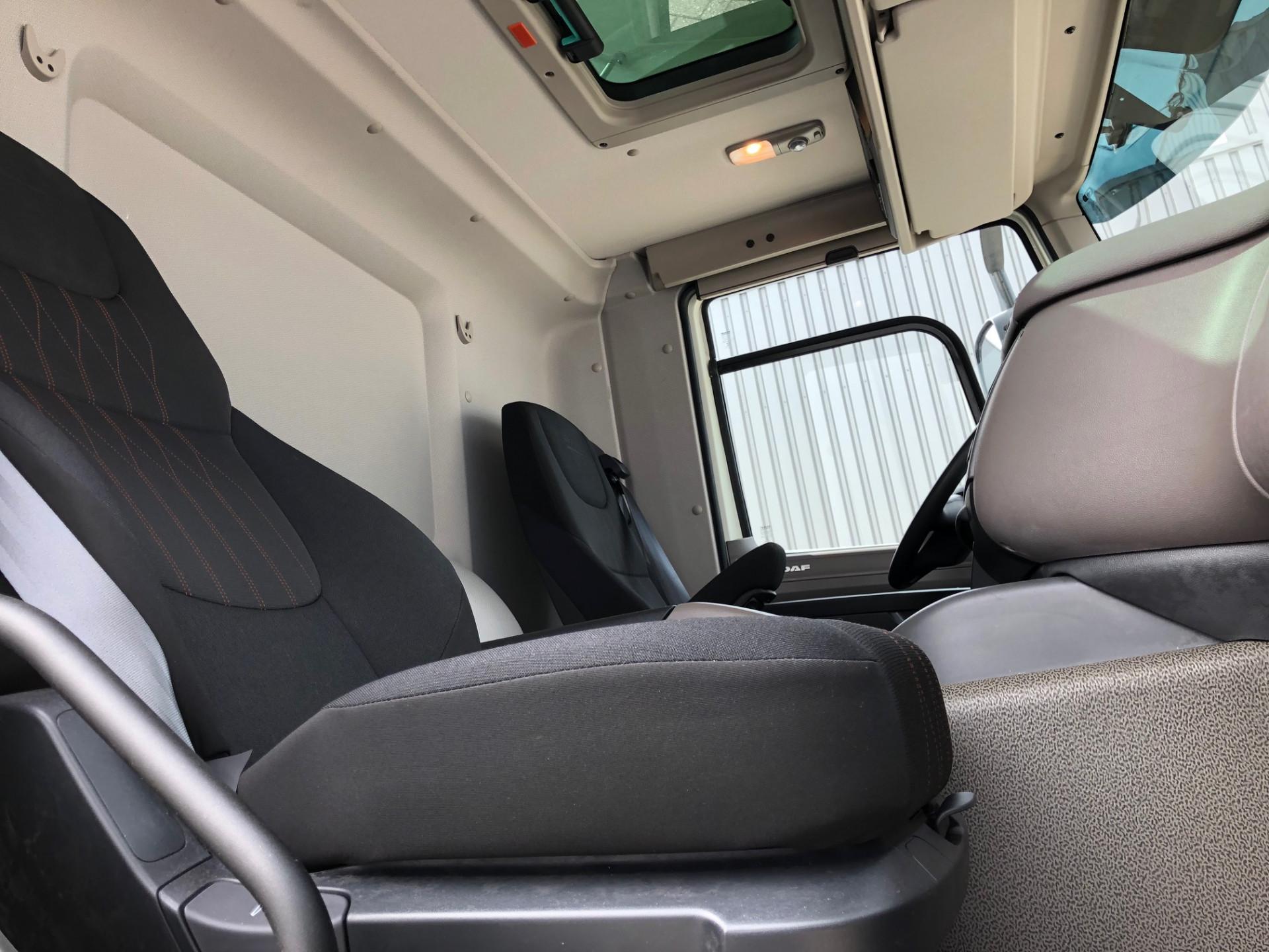Foto 7 van DAF CF 260 FA / Bakwagen / 2100,- euro p/m All in!!