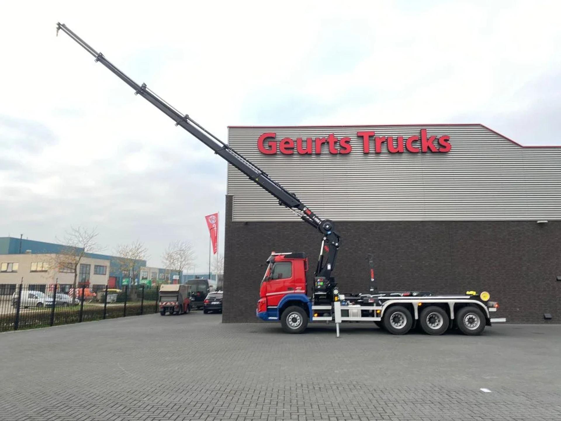 Foto 5 van Volvo FMX 460 8X4 TRIDEM + HIAB 21 TONS HAAKARM + HIAB 258 EP-5 KRAAN/KRAN/CRANE/GRUA