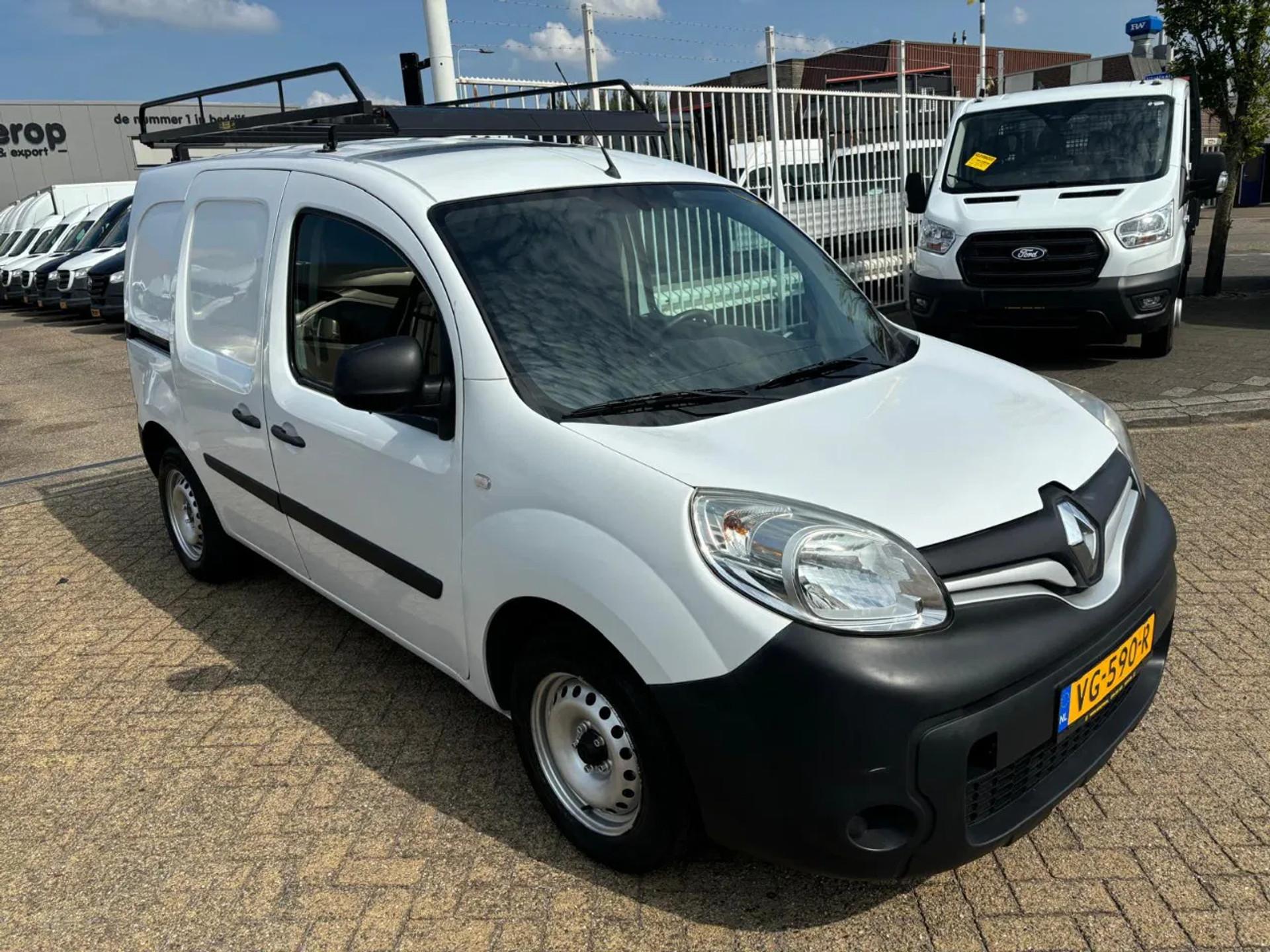 Foto 3 van Renault 1.5DCI Airco Cruisecontrol 1e Eigenaar 56.000KM